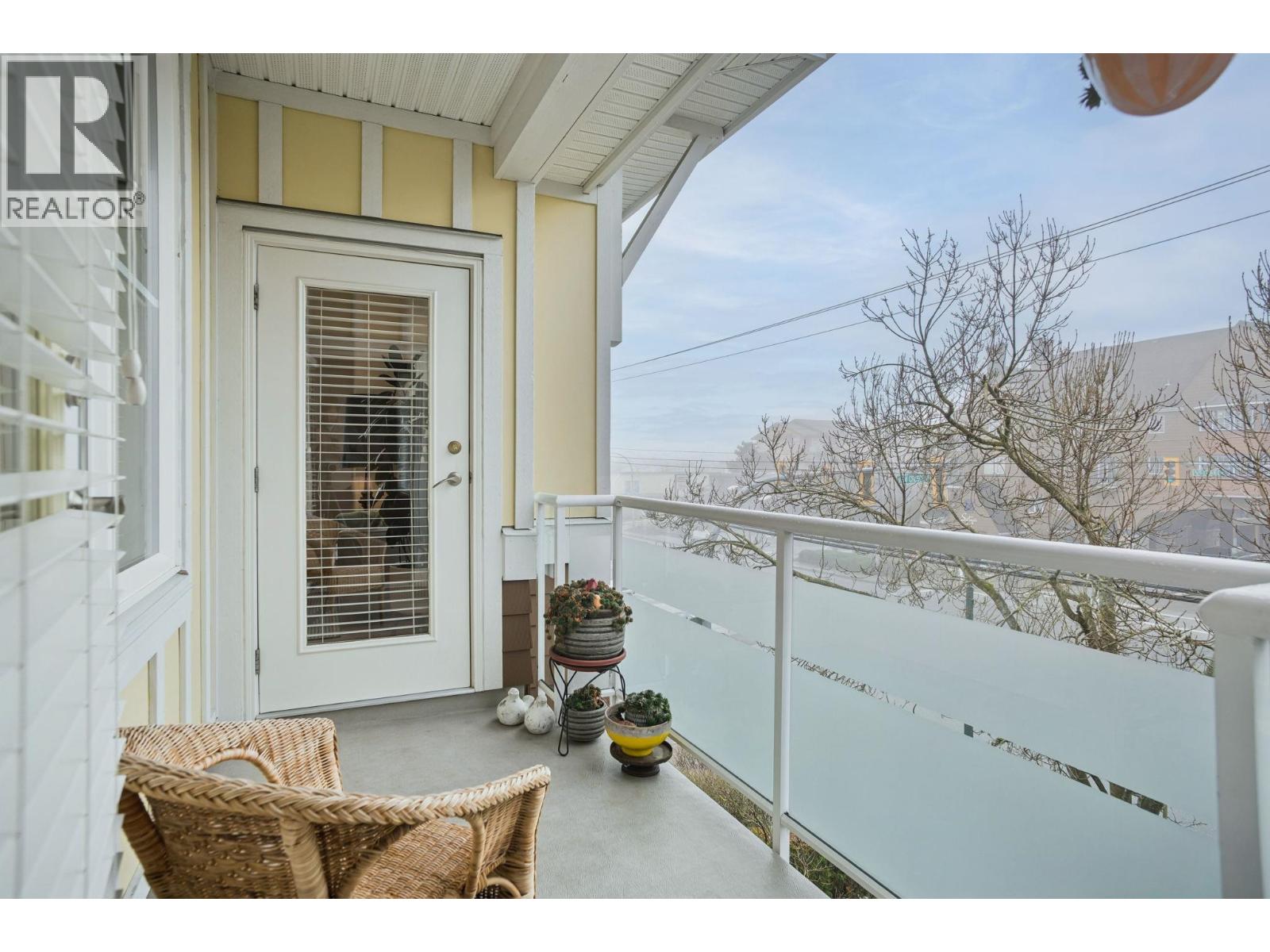 #304-1375 VIEW Crescent, Delta