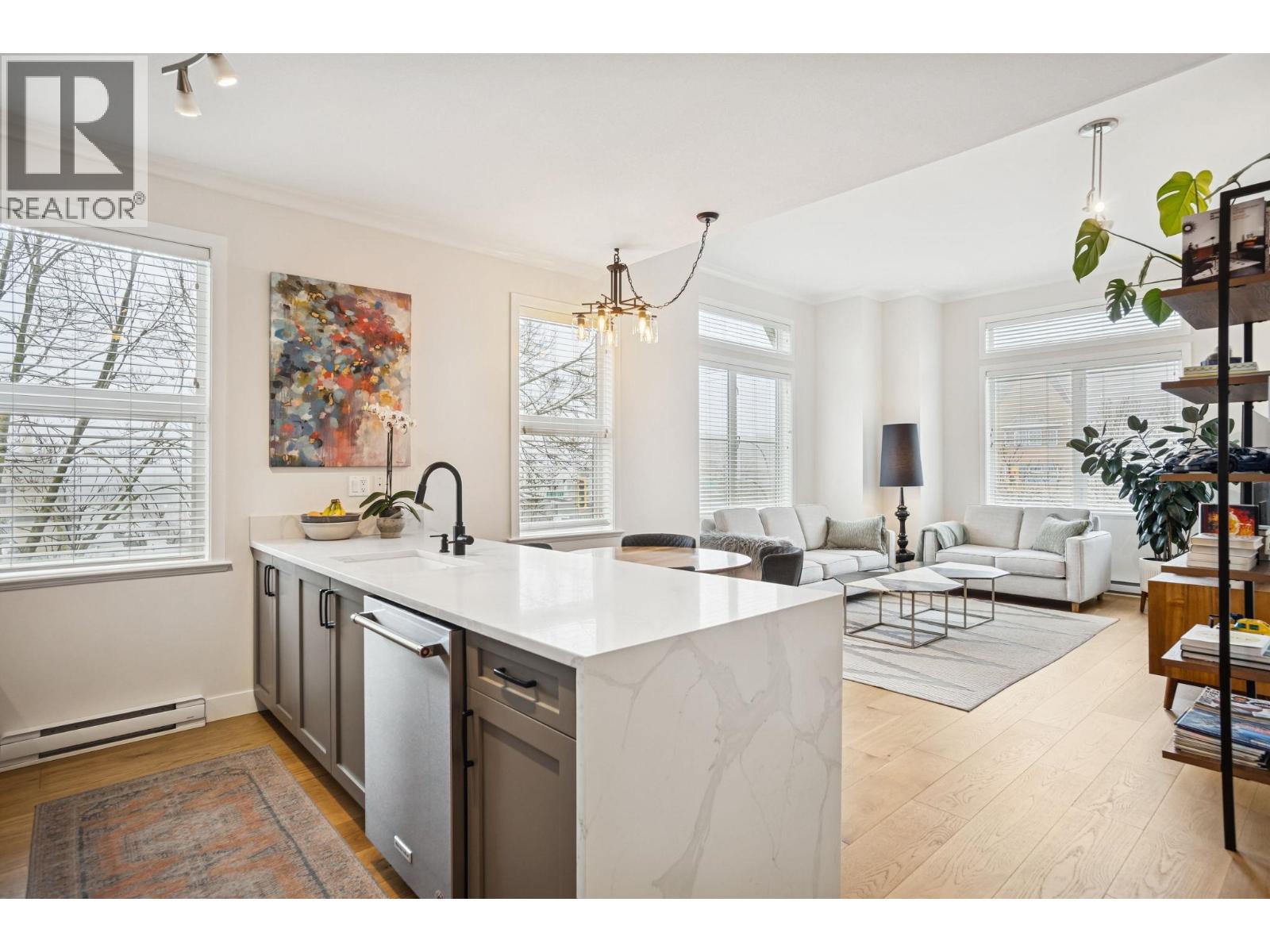 #304-1375 VIEW Crescent, Delta