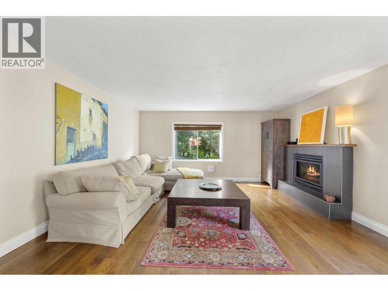 1588 INGLEWOOD AVENUE, West Vancouver