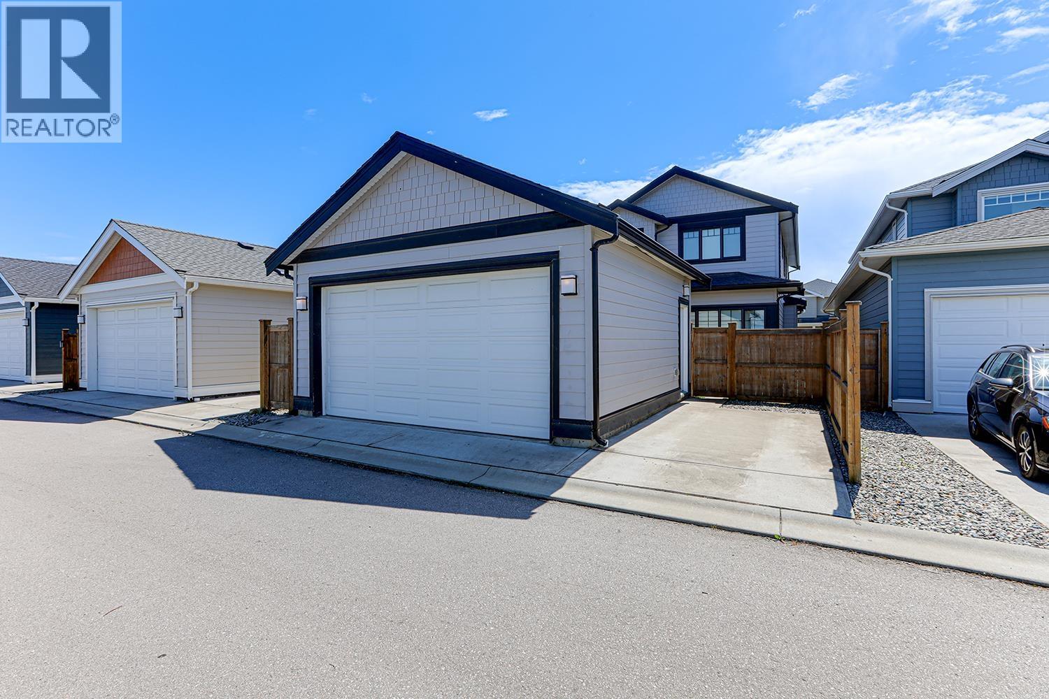 4705 HAZELNUT Way, Tsawwassen