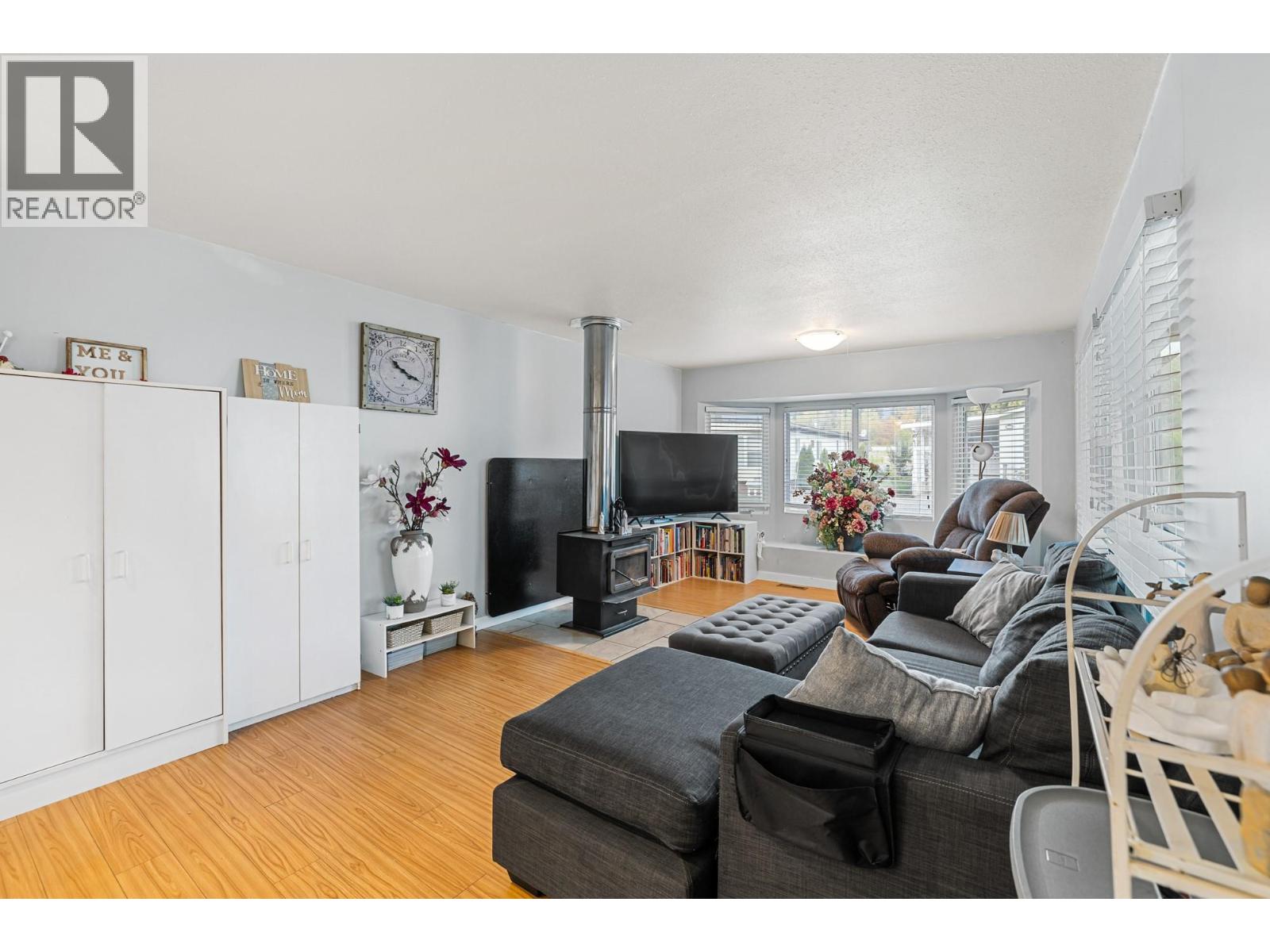 #54 1881 Boucherie Road - 5