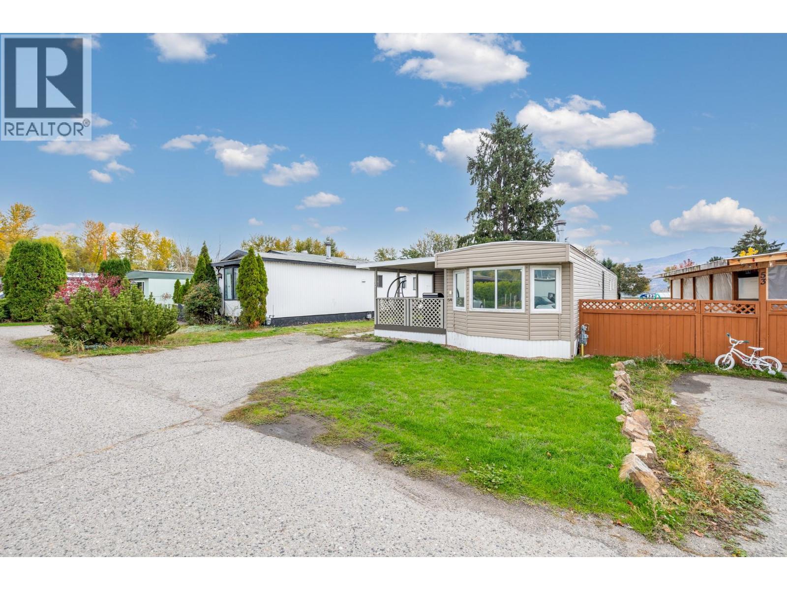 #54 1881 Boucherie Road - 19