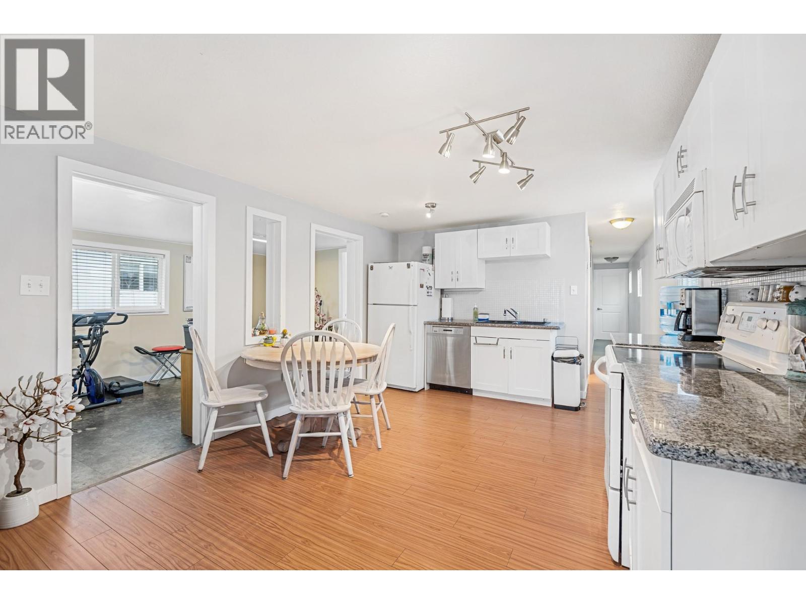 #54 1881 Boucherie Road - 3