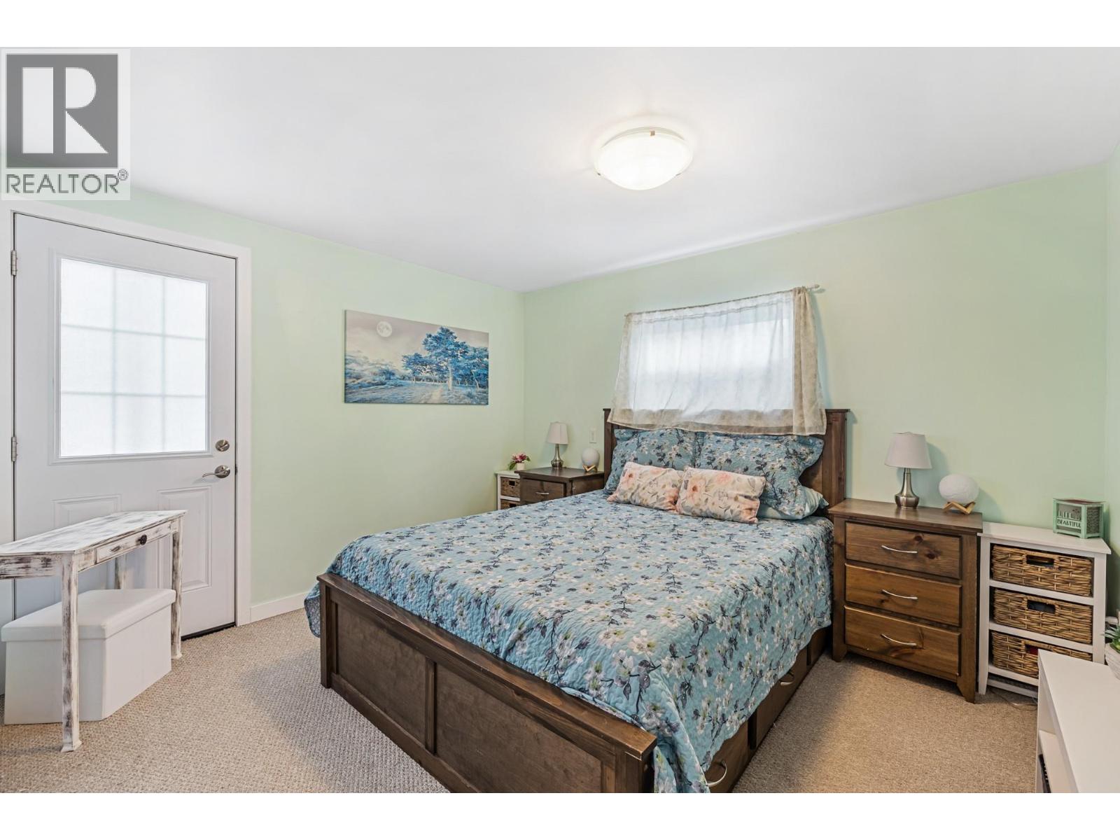#54 1881 Boucherie Road - 9