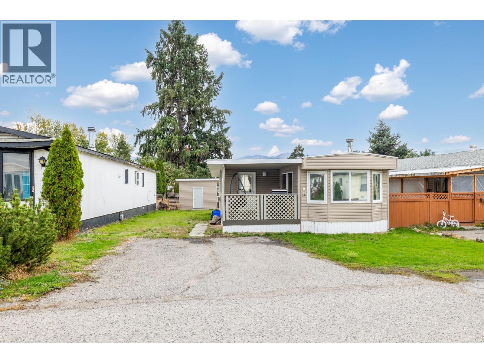 #54 1881 Boucherie Road - 23