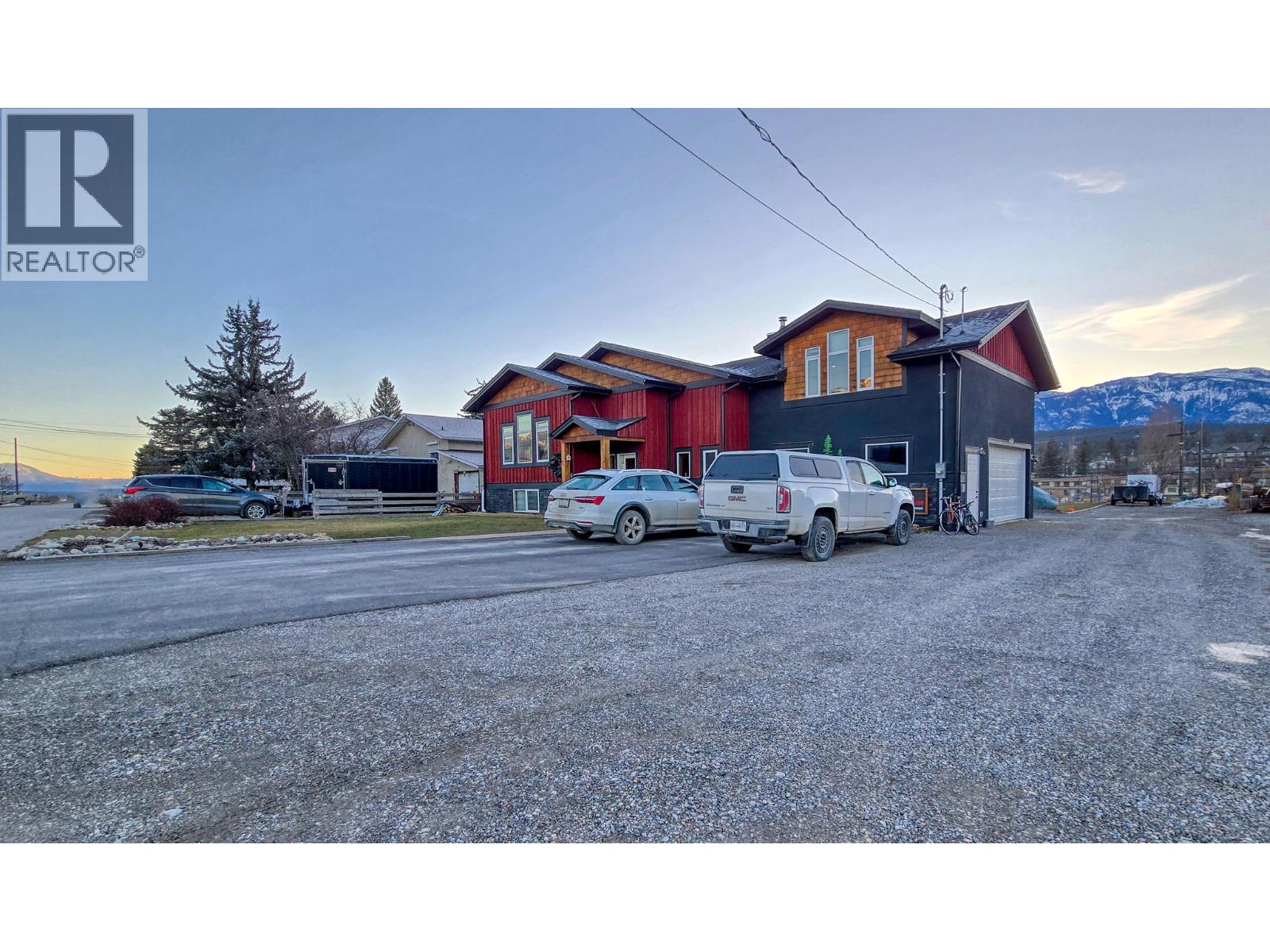 918 5TH Avenue, Invermere