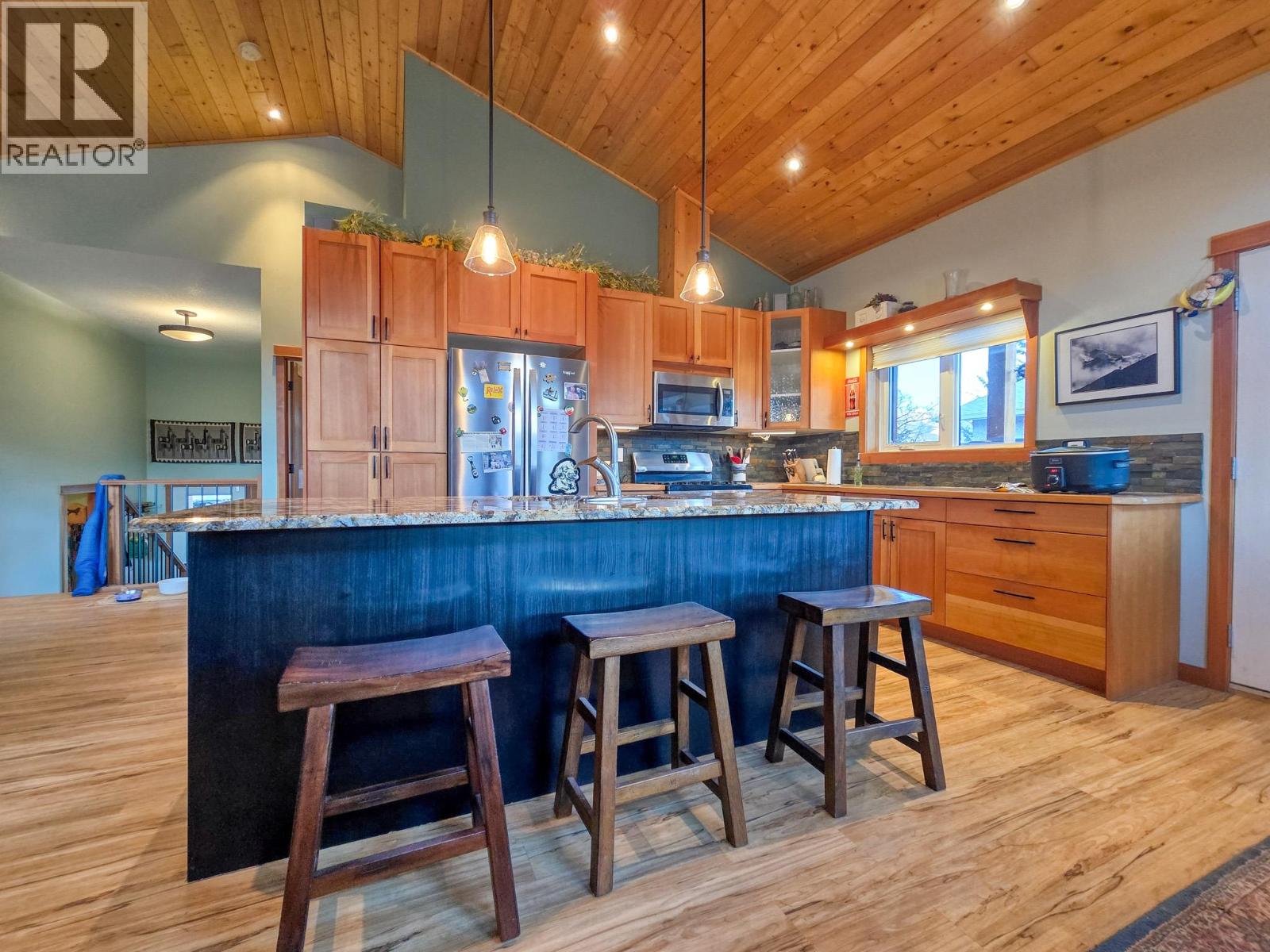 918 5TH Avenue, Invermere