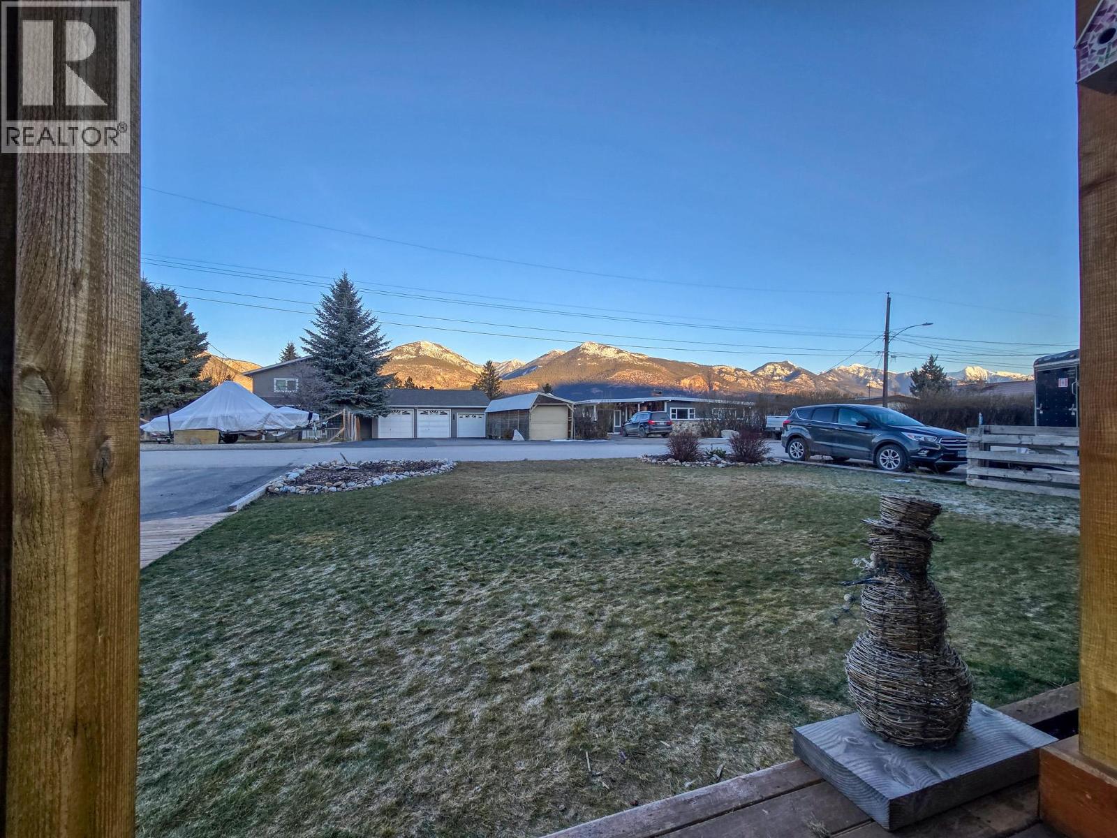 918 5TH Avenue, Invermere