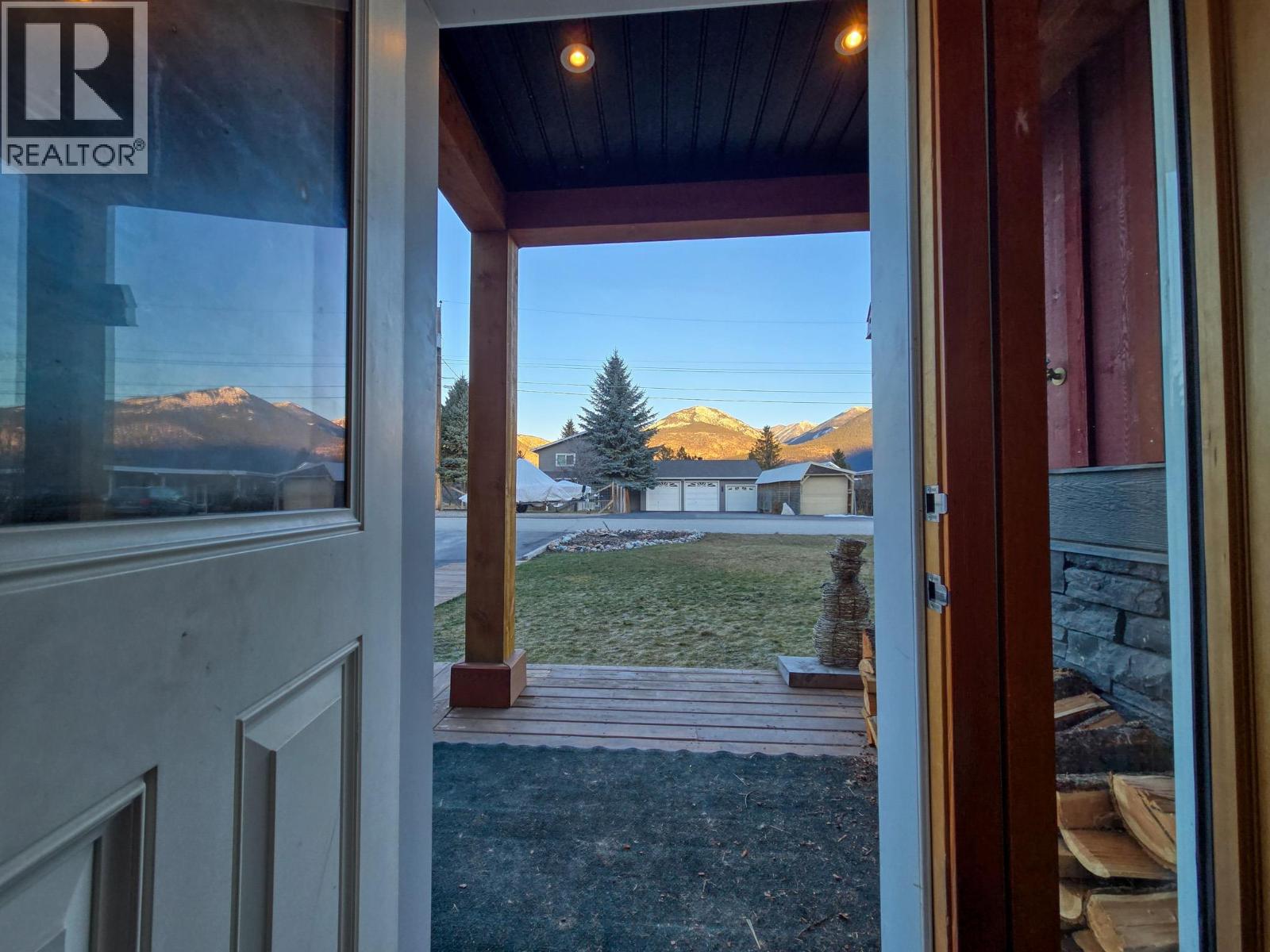 918 5TH Avenue, Invermere