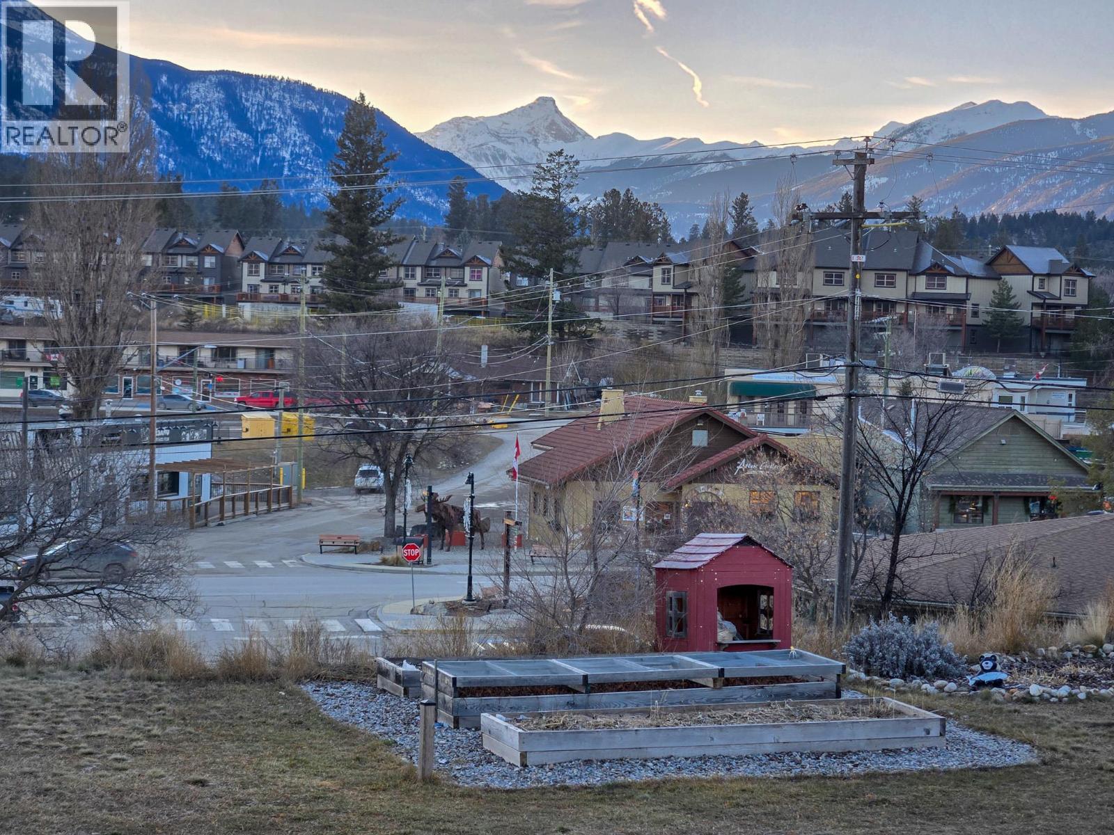 918 5TH Avenue, Invermere