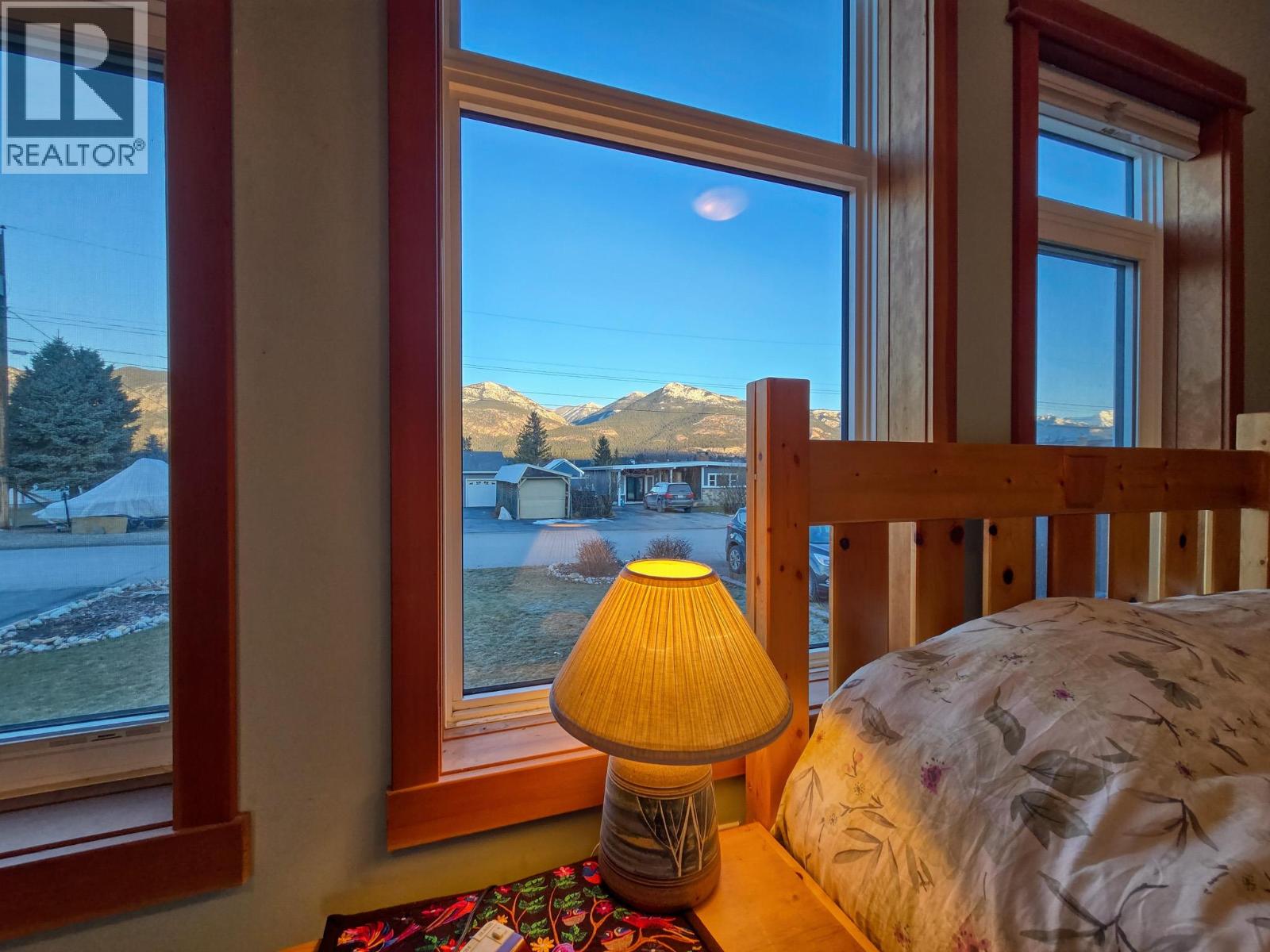 918 5TH Avenue, Invermere