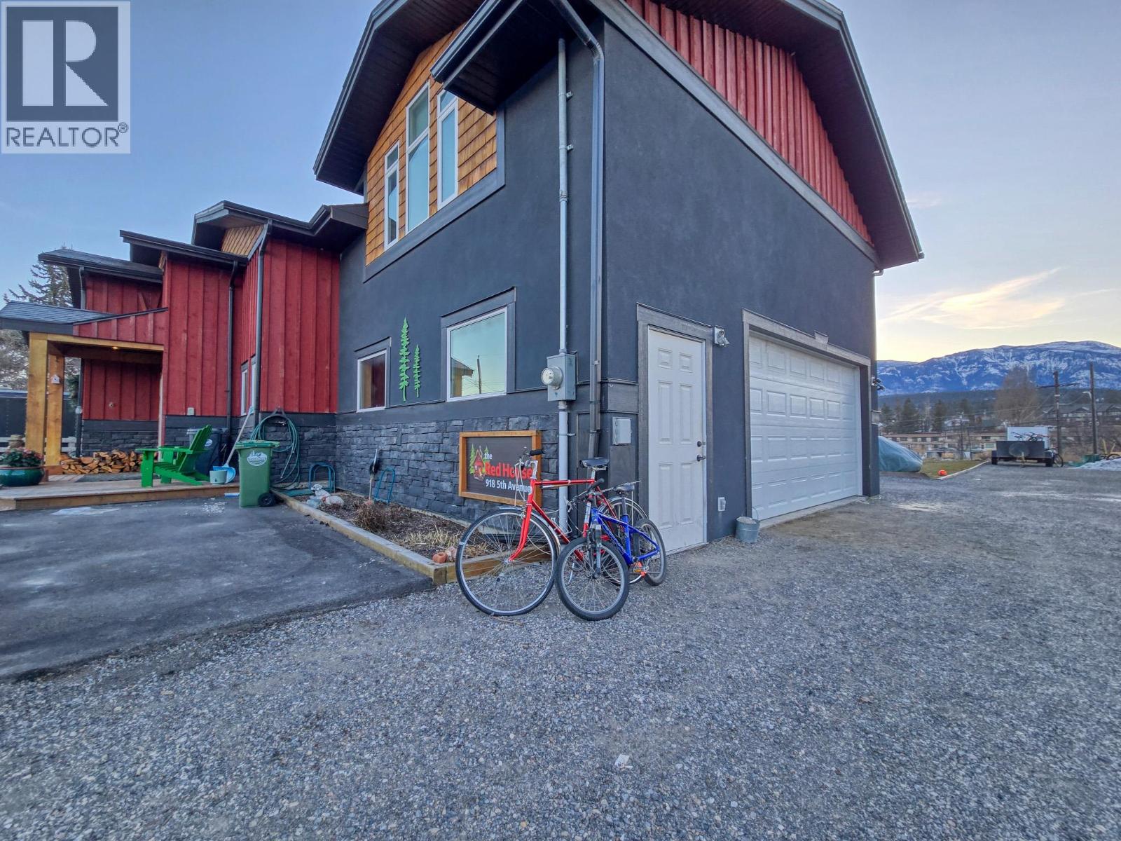 918 5TH Avenue, Invermere