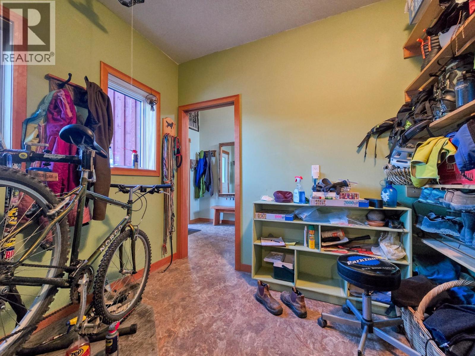 918 5TH Avenue, Invermere