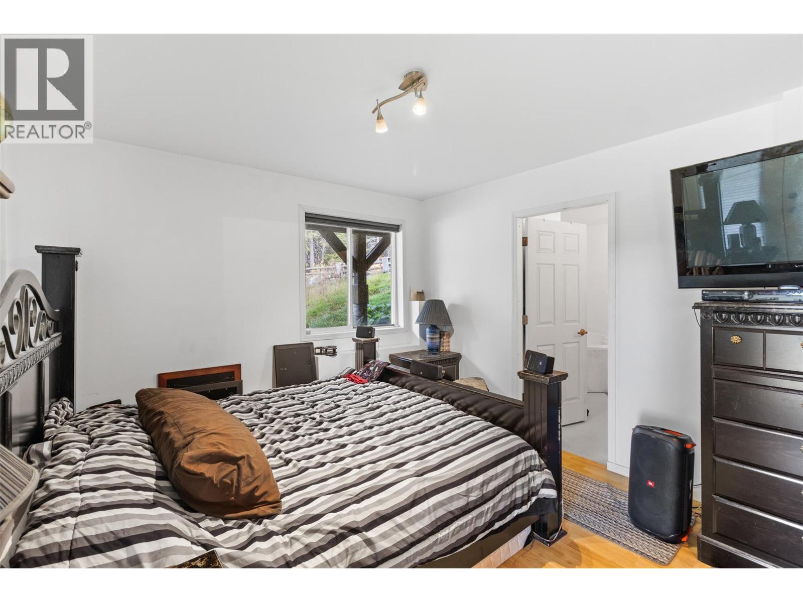 3760 GLENGROVE ROAD - 29