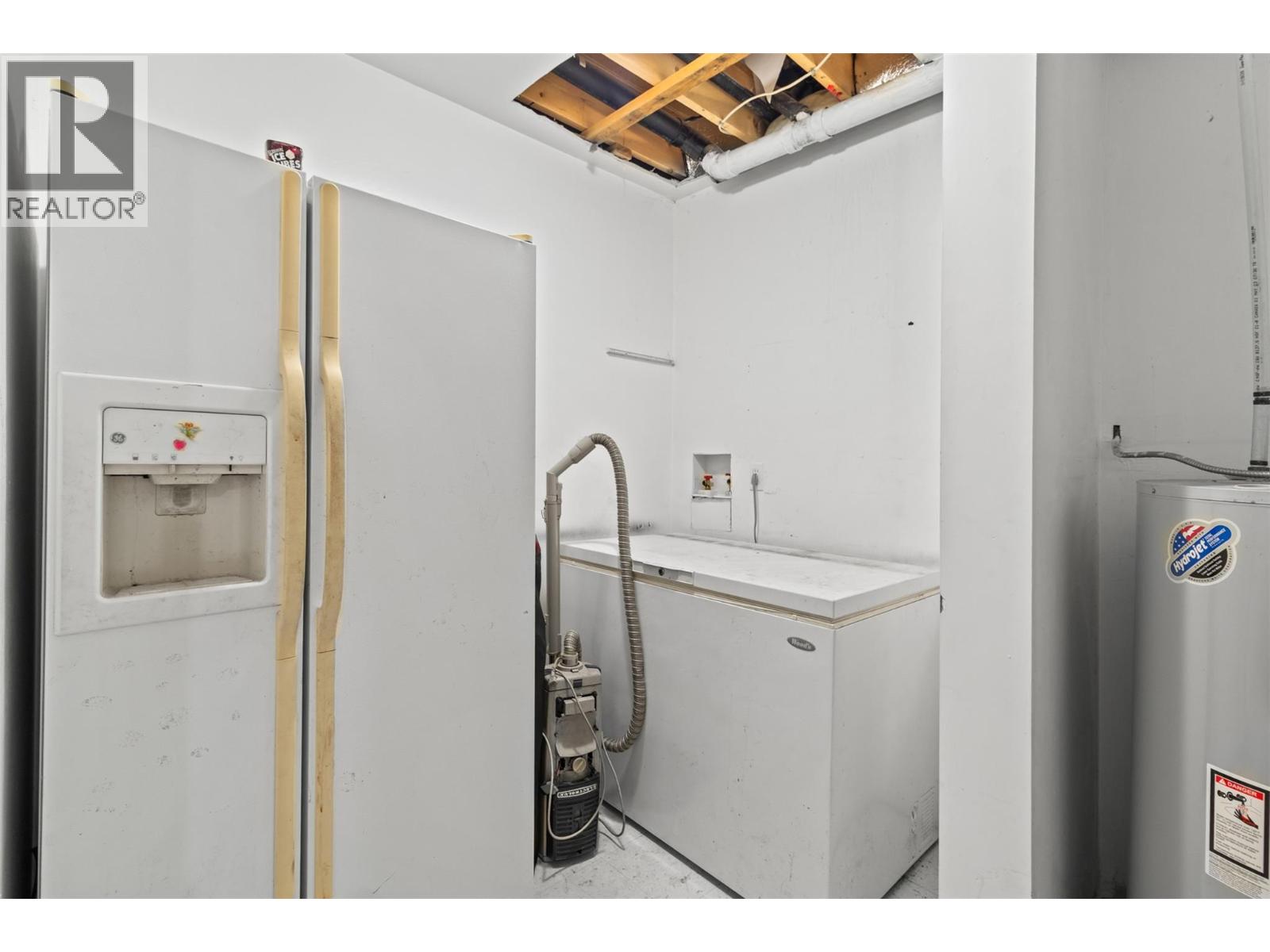 3760 GLENGROVE ROAD - 34