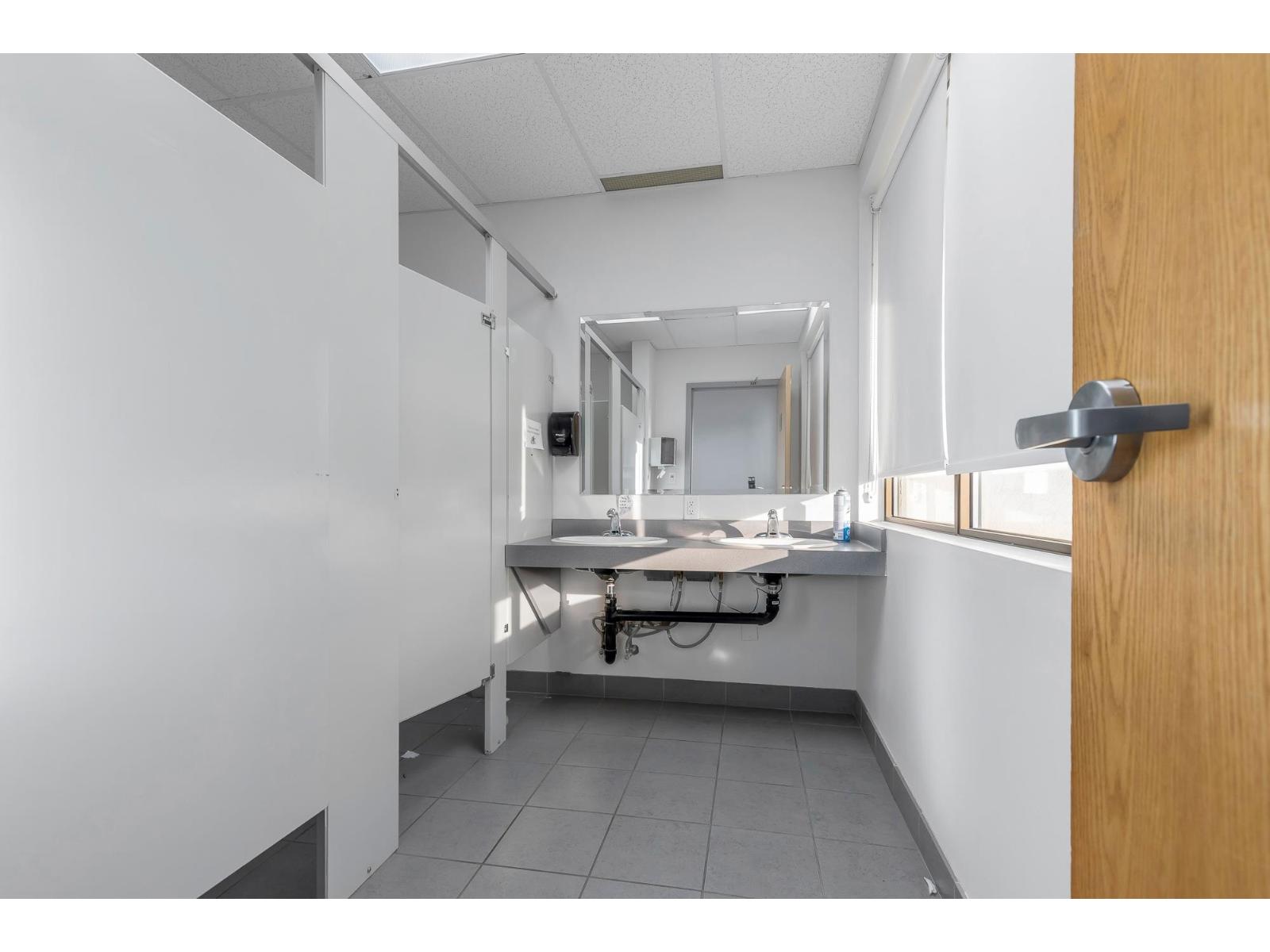 Office for Rent in Abbotsford – 320 31935 SOUTH FRASER WAY, Abbotsford - Image 32