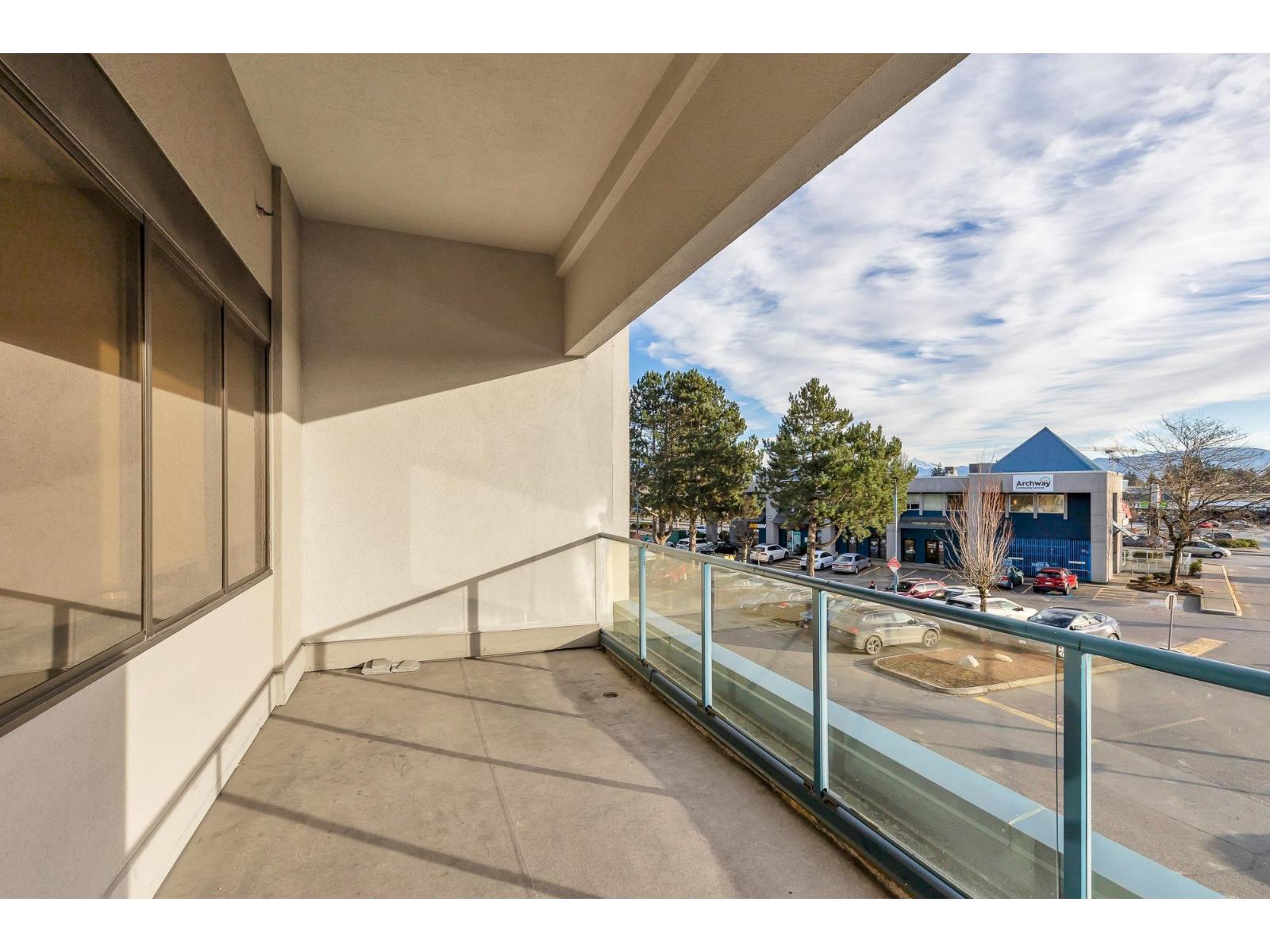 Office for Rent in Abbotsford – 320 31935 SOUTH FRASER WAY, Abbotsford - Image 34
