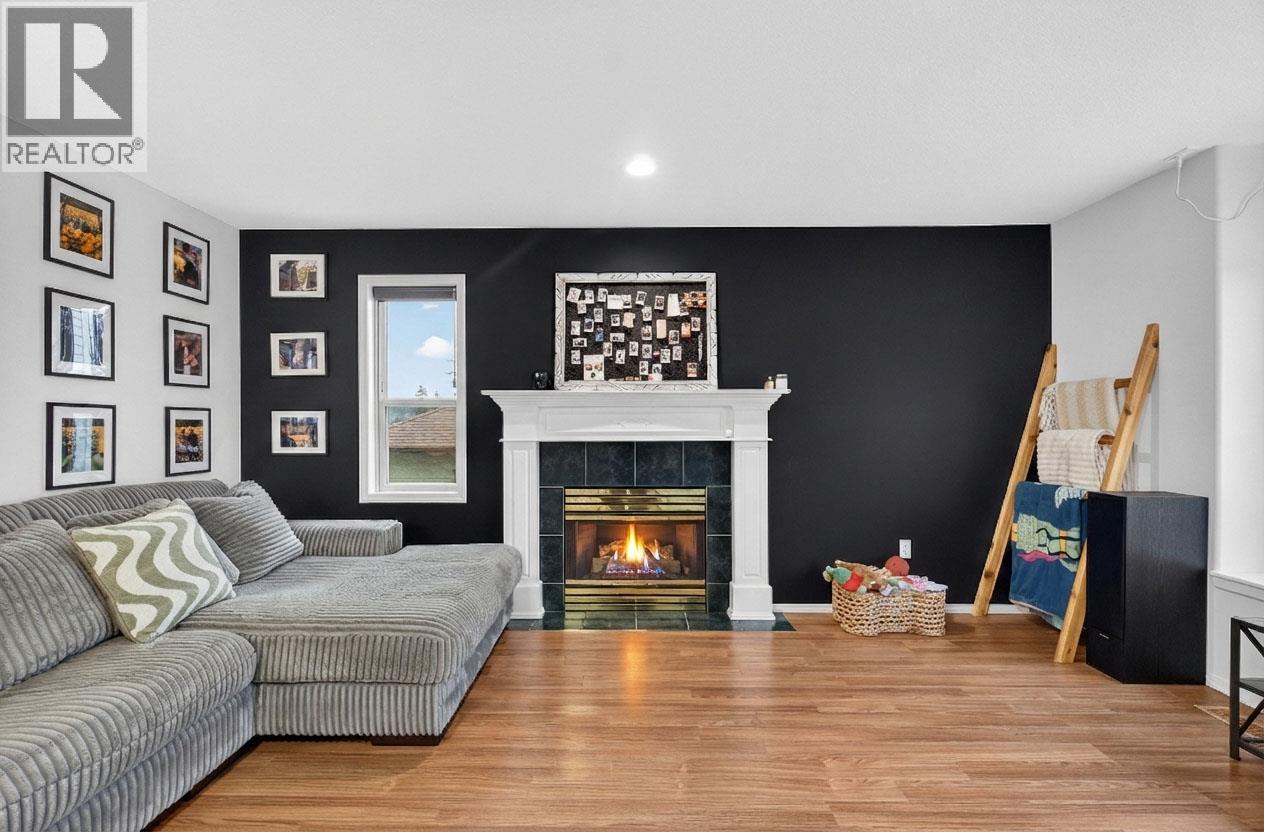  1850 33 Street Northeast, Salmon Arm