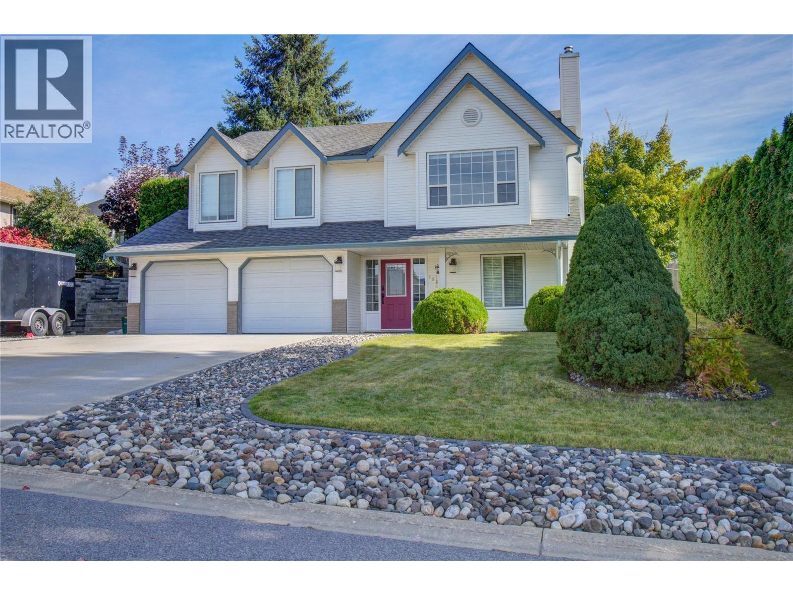 1850 33 Street NE - 1