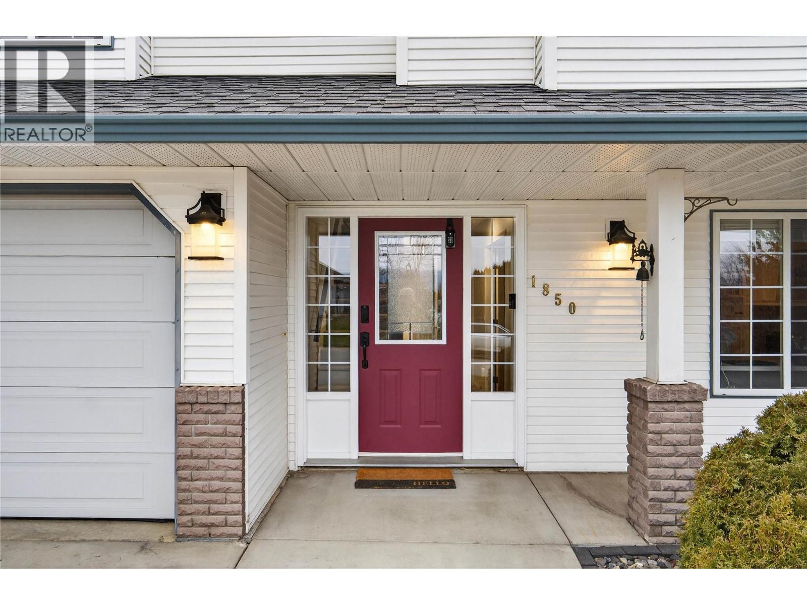  1850 33 Street Northeast, Salmon Arm