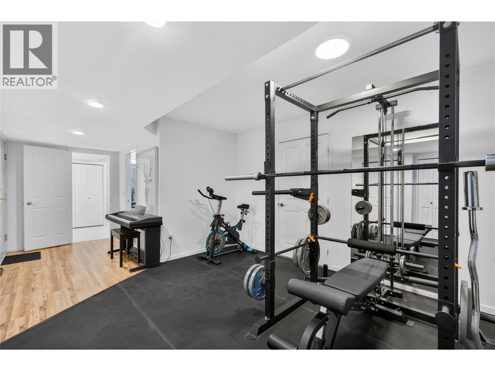  1850 33 Street Northeast, Salmon Arm