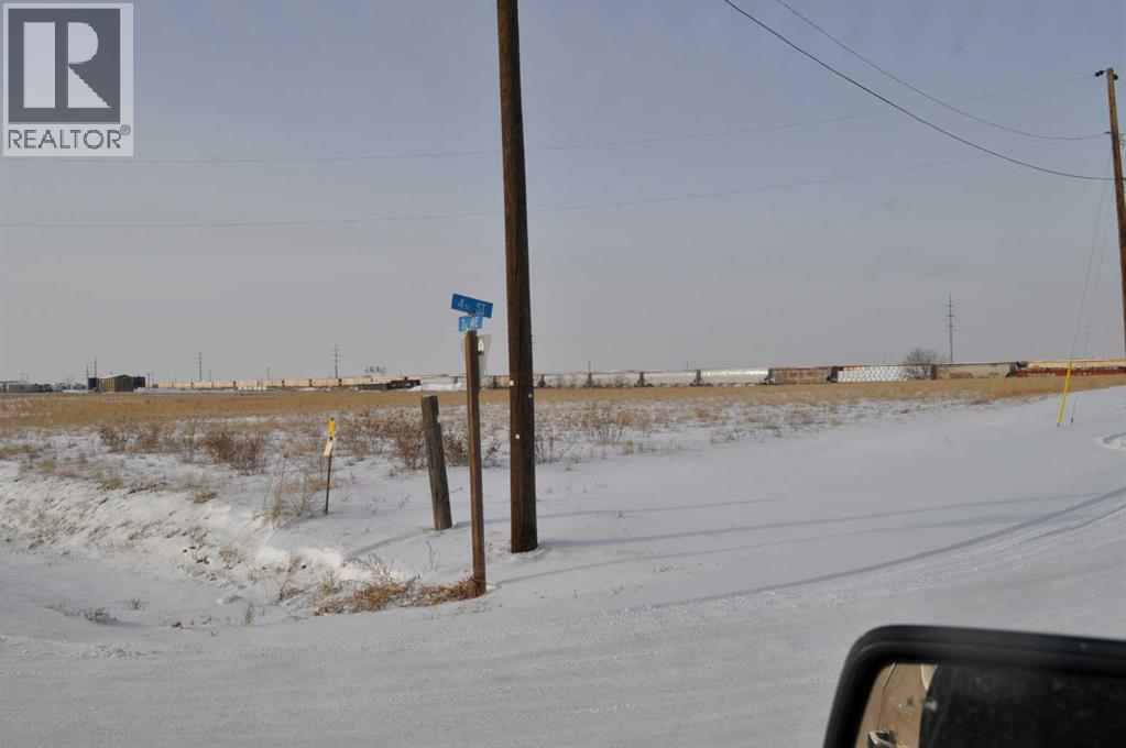 647 2 Avenue - Photo 4 of 15, Dunmore, Alberta