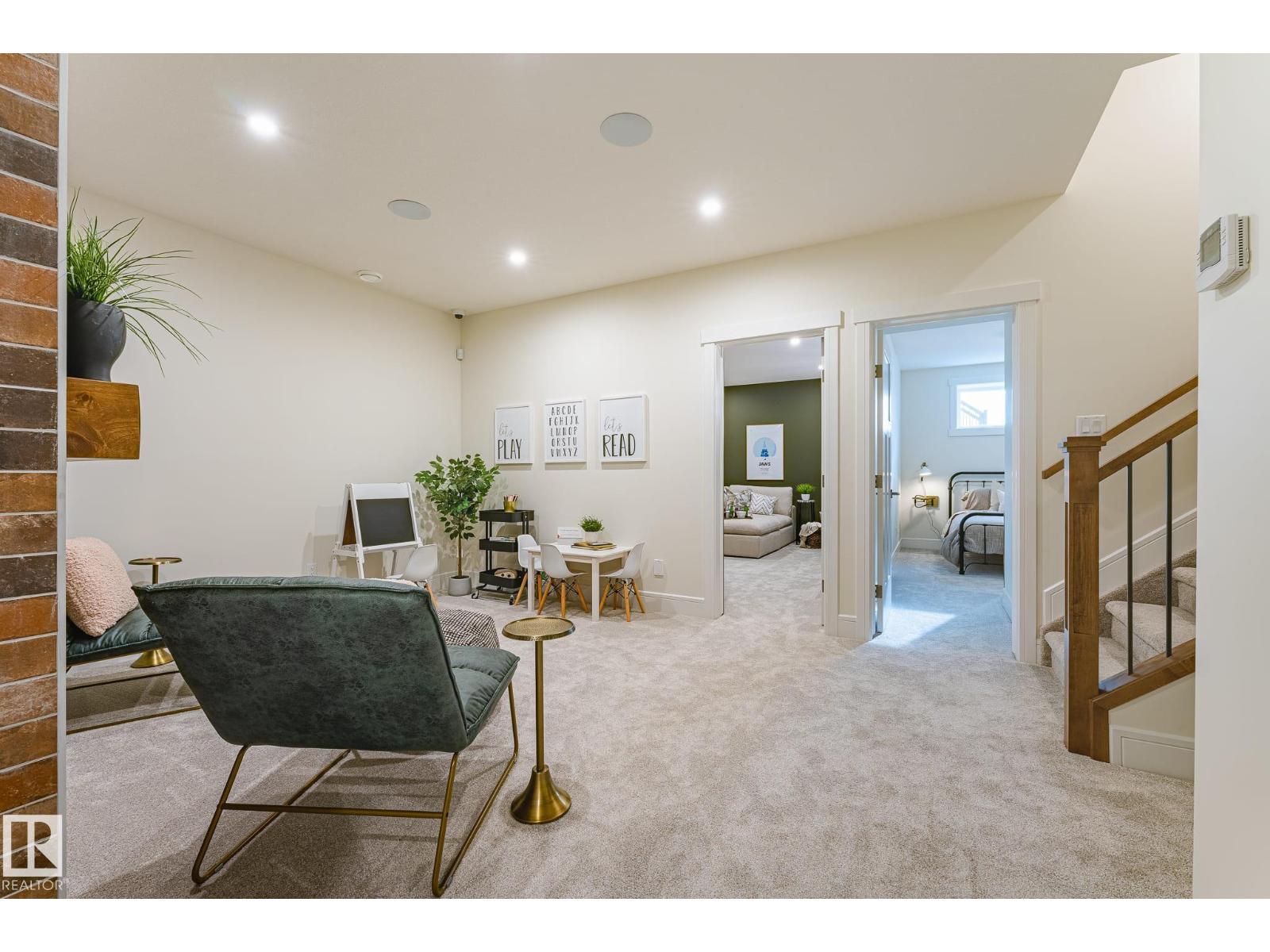 18 EMERALD WY, Spruce Grove