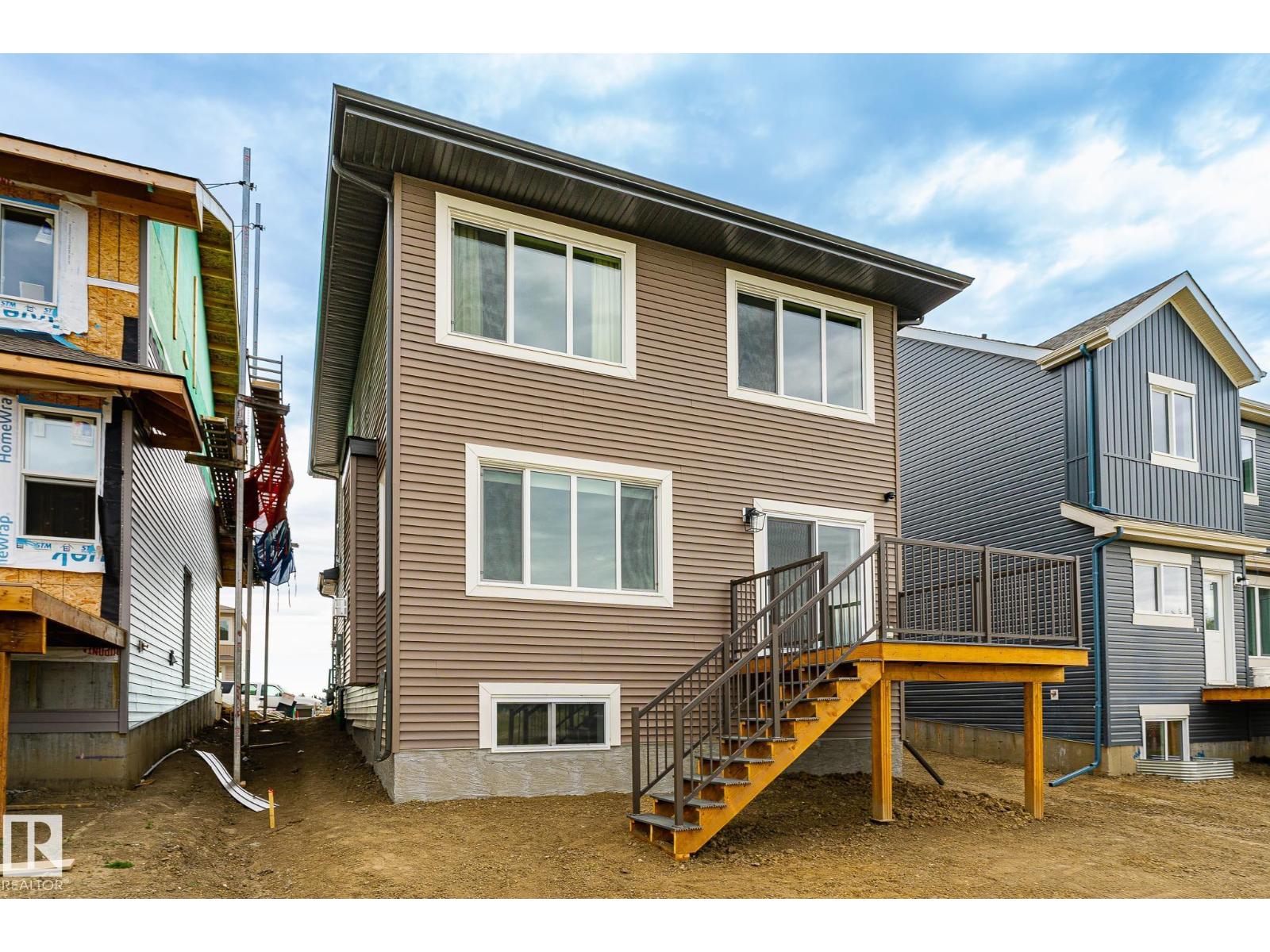 18 EMERALD WY, Spruce Grove