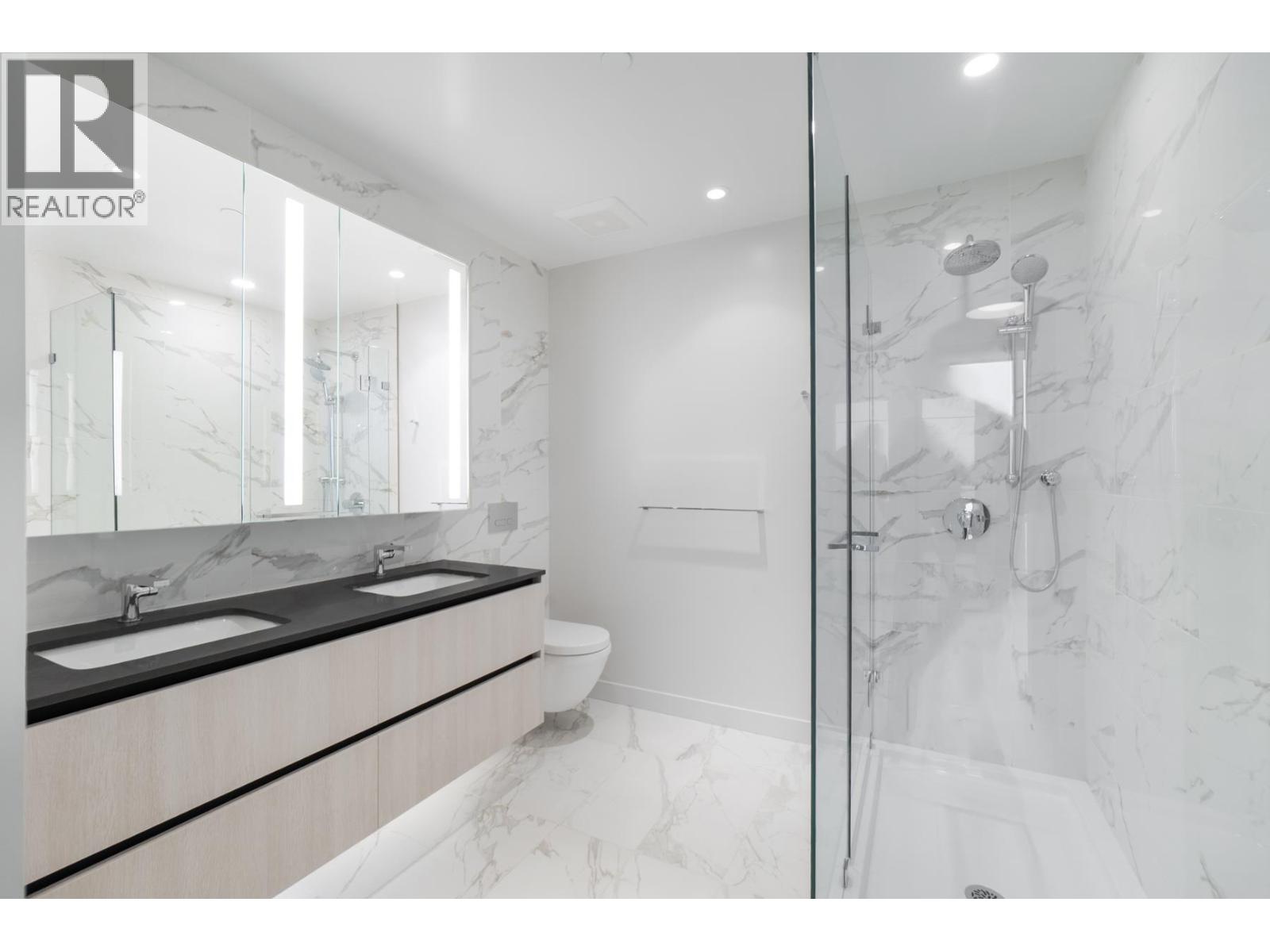 2604 1500 FERN STREET, North Vancouver