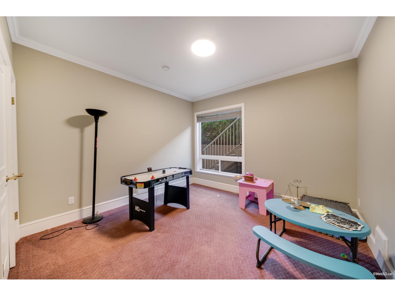 15783 COLLINGWOOD CRESCENT, Surrey