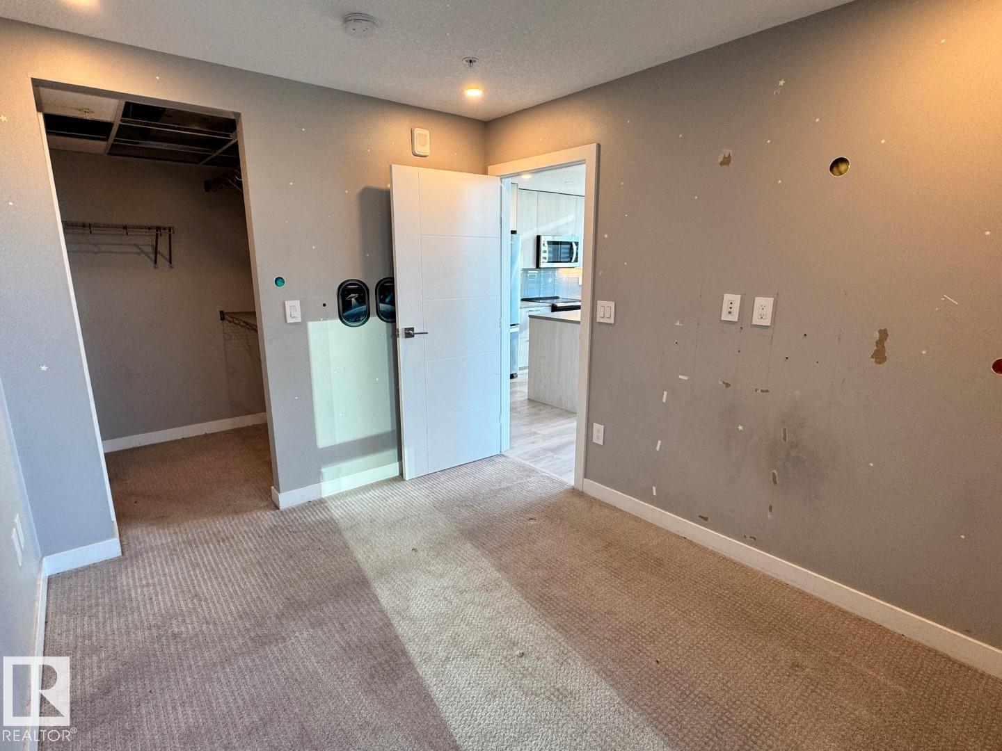 
          2103 10180 103 Street NW
            <br/>
            <span>Edmonton</span>
            , 
            <span>AB</span>
             <span>T5J0L1</span>
         - Photo 10