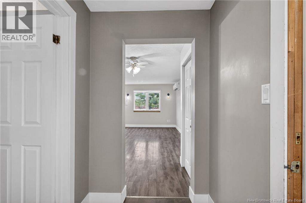 14 Joseph Street - 15