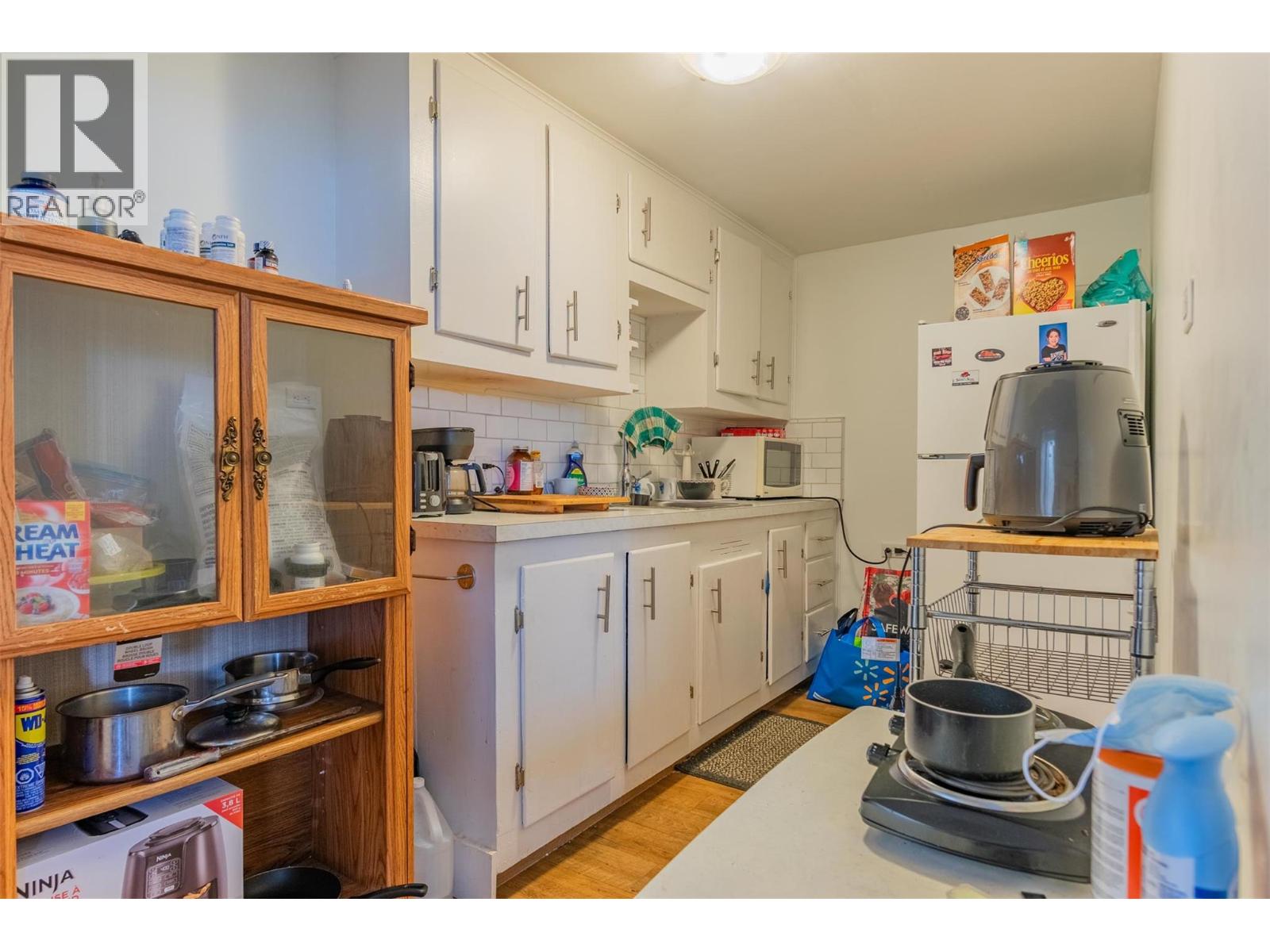 1631 Fifth Avenue, Trail