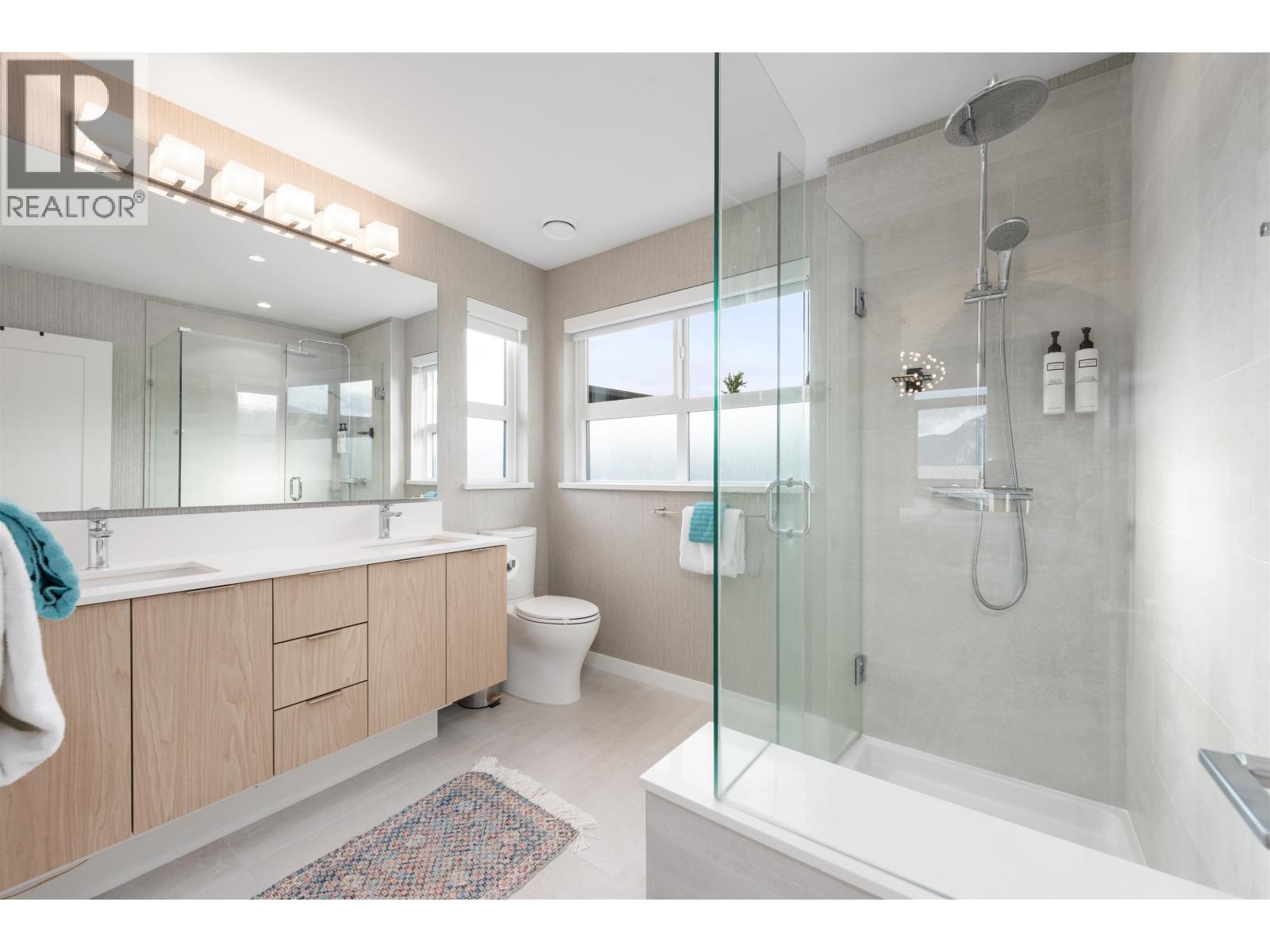 41204 HIGHLINE PLACE, Squamish