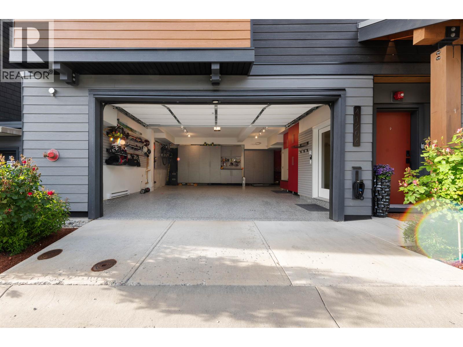 41204 HIGHLINE PLACE, Squamish