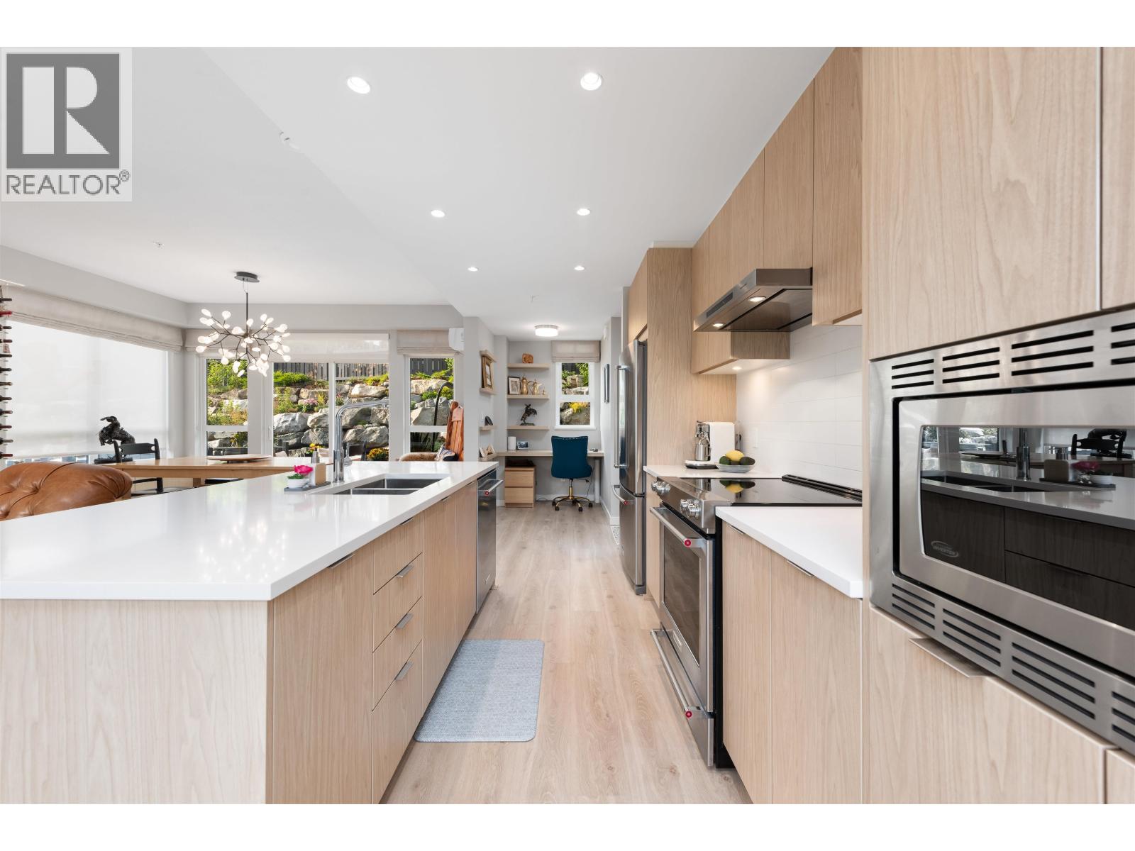 41204 HIGHLINE PLACE, Squamish