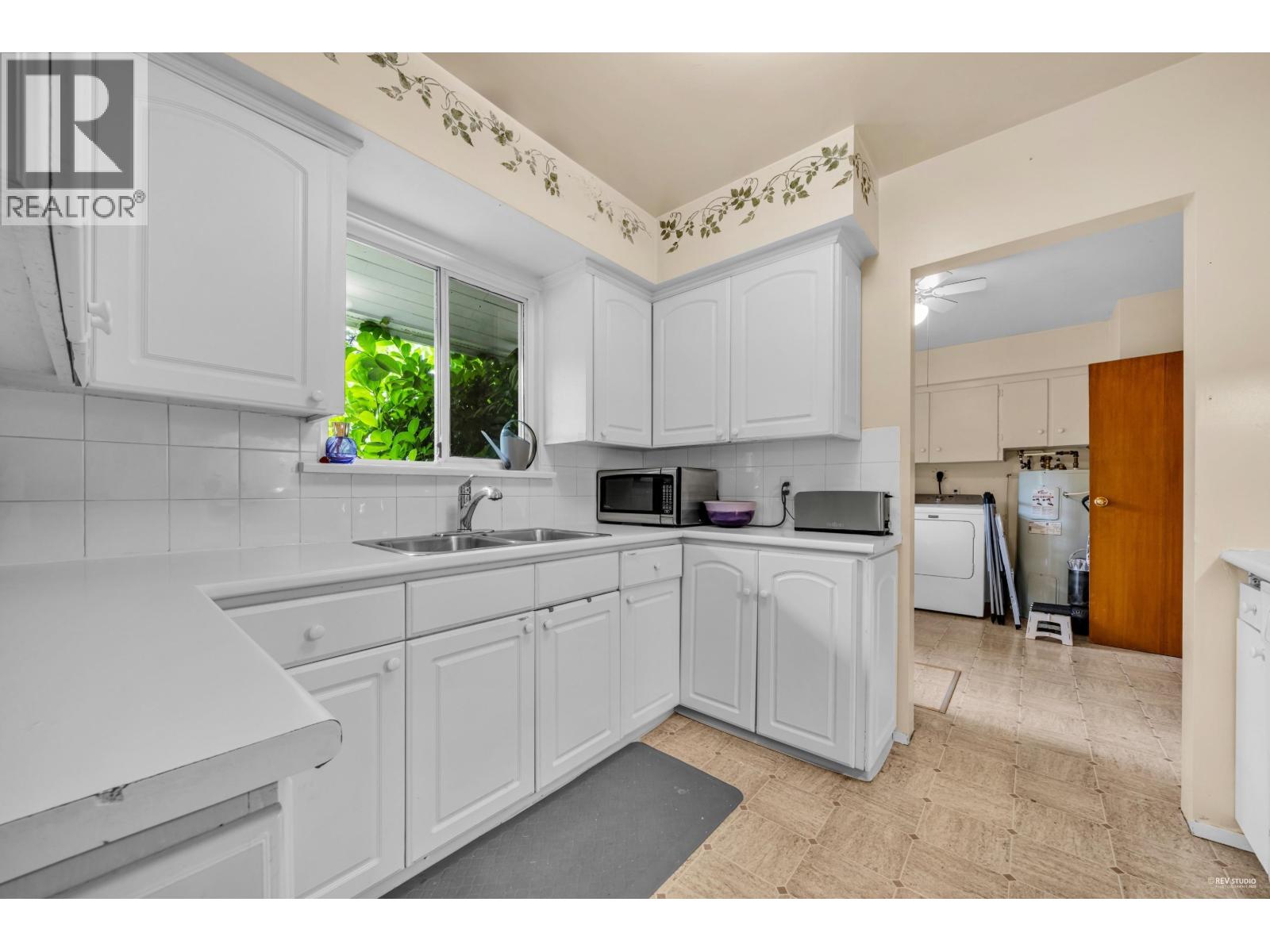 11949 220 STREET, Maple Ridge