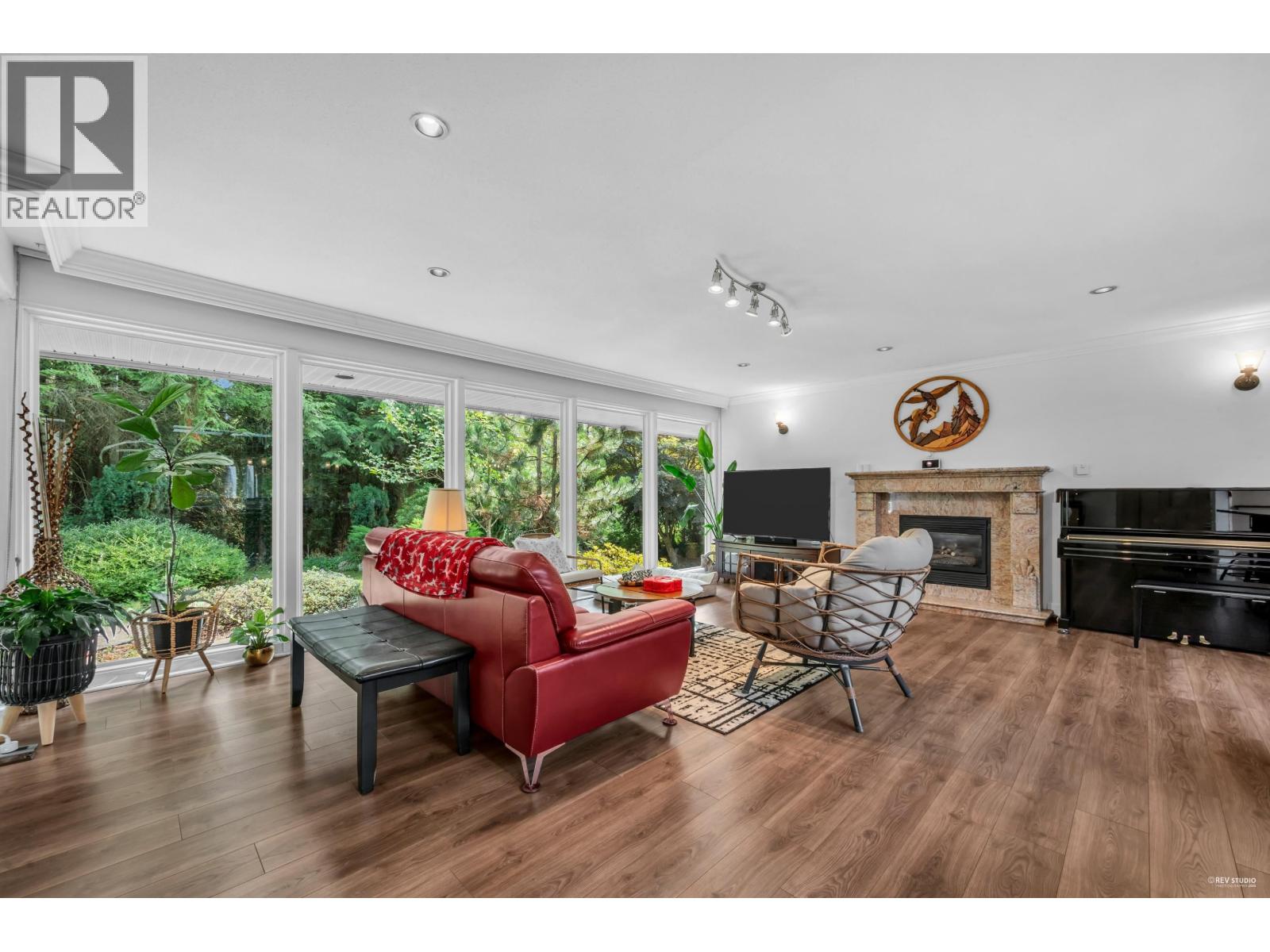 341 RABBIT LANE, West Vancouver