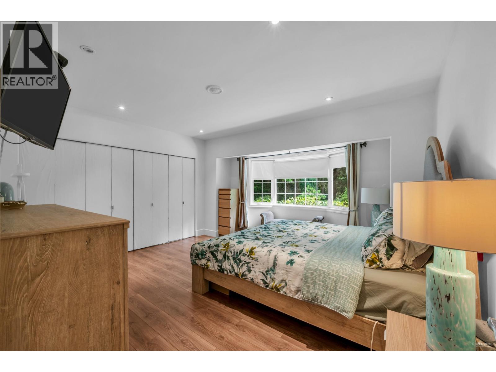 341 RABBIT LANE, West Vancouver