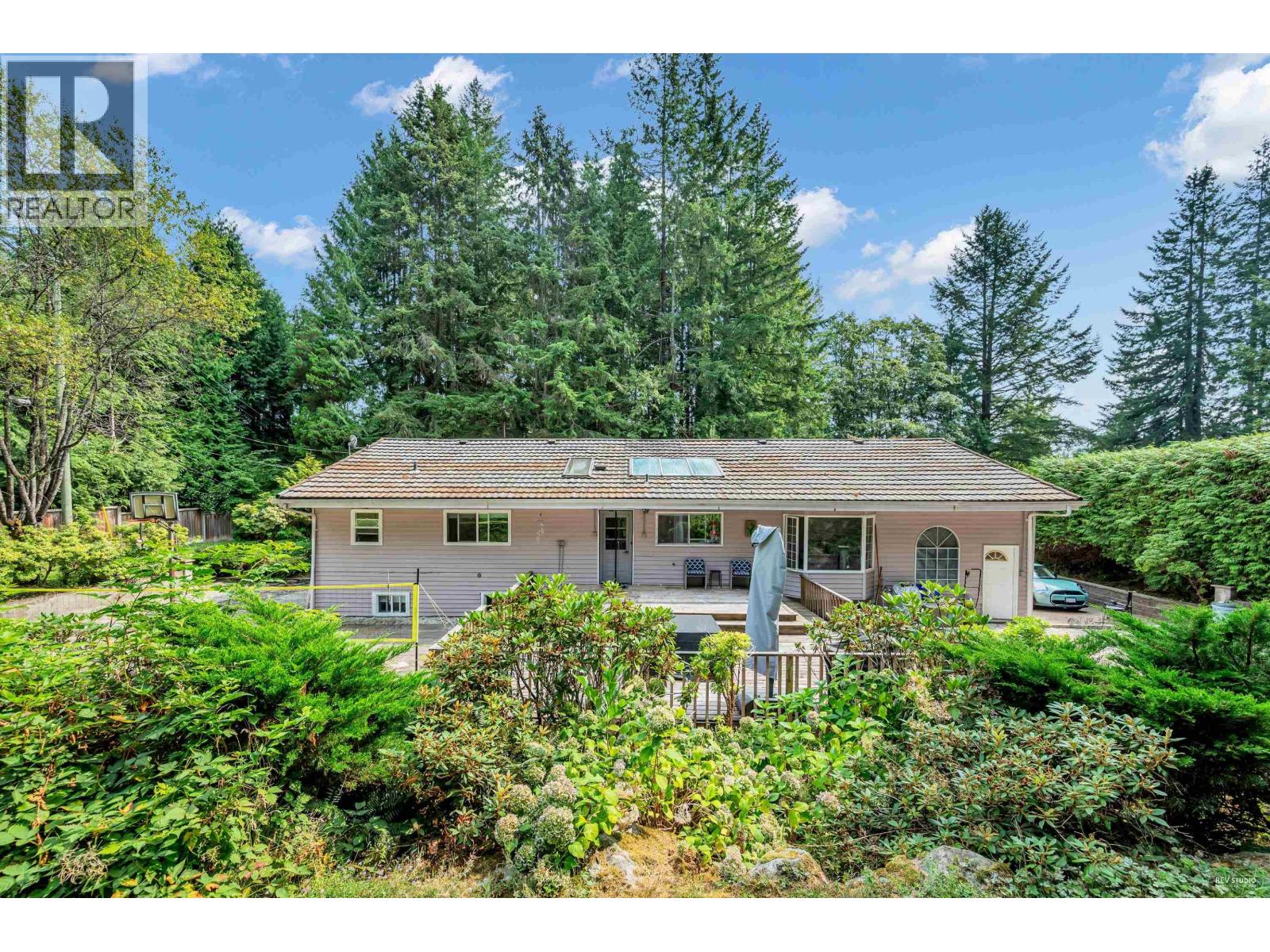 341 RABBIT LANE, West Vancouver