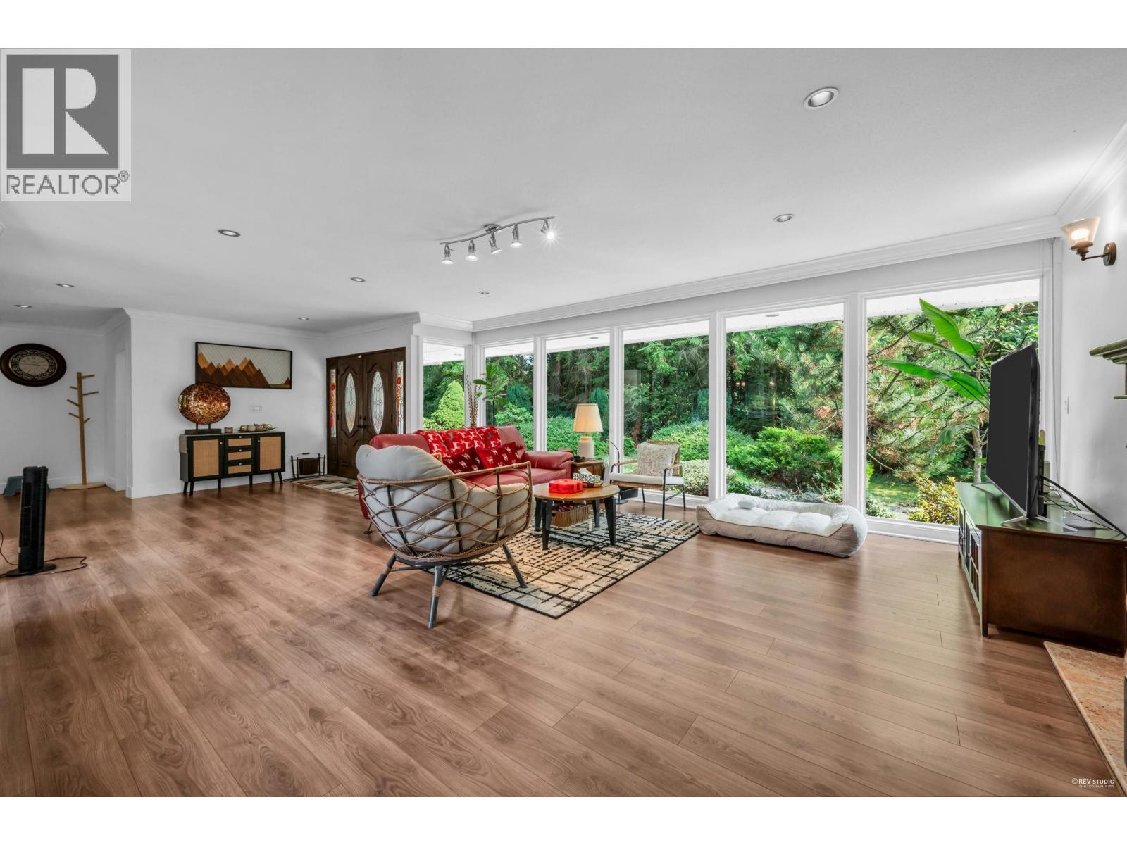 341 RABBIT LANE, West Vancouver