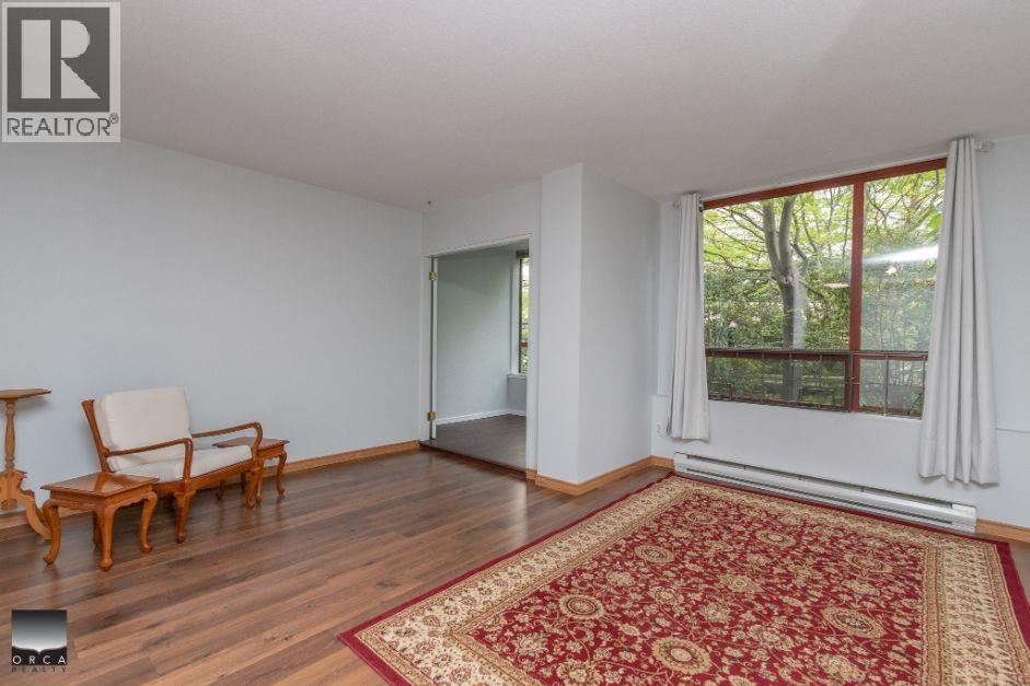 207 811 HELMCKEN STREET - photo 2