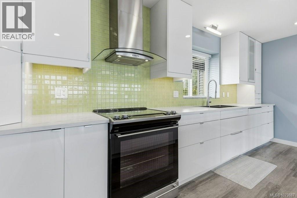 3885 Discovery Dr, Campbell River