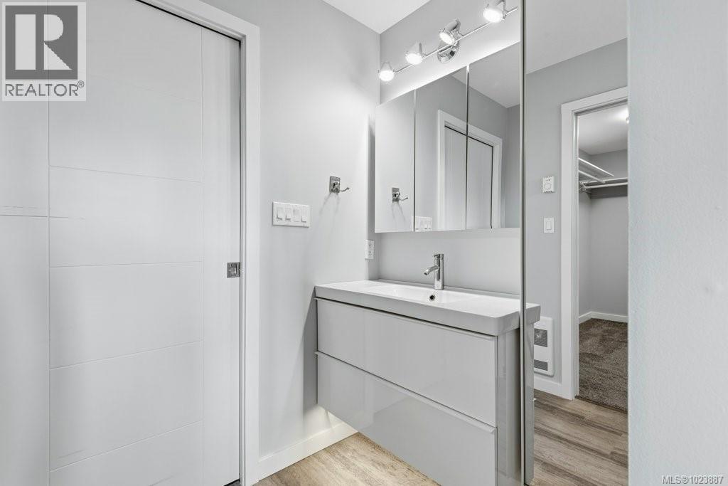 3885 Discovery Dr, Campbell River