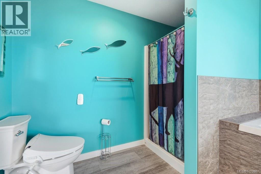 3885 Discovery Dr, Campbell River