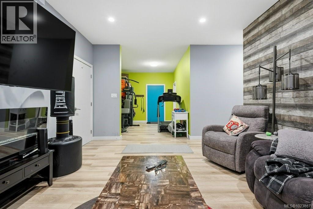 3885 Discovery Dr, Campbell River