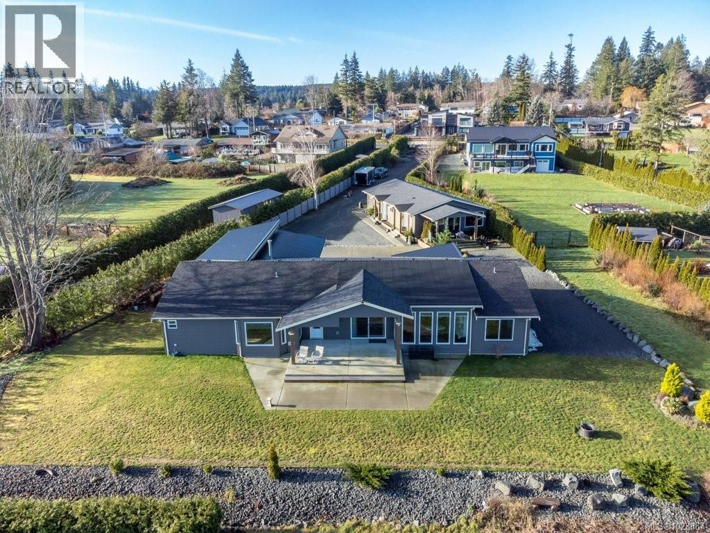 3885 Discovery Dr - 72