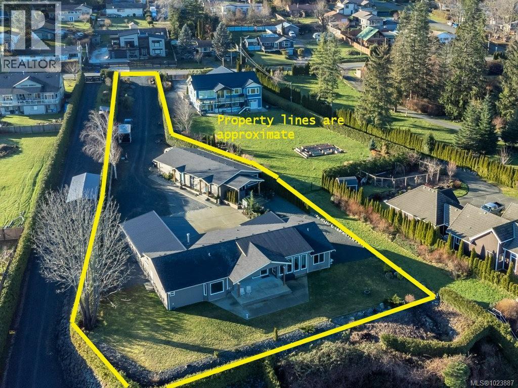 3885 Discovery Dr - 80