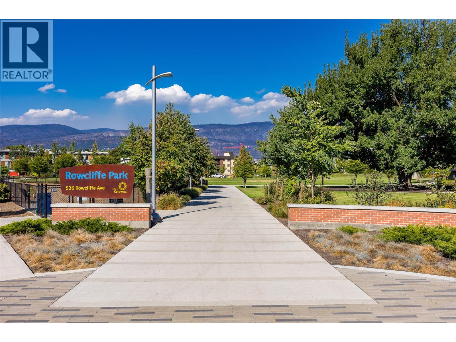 215 1800 Richter Street, Kelowna