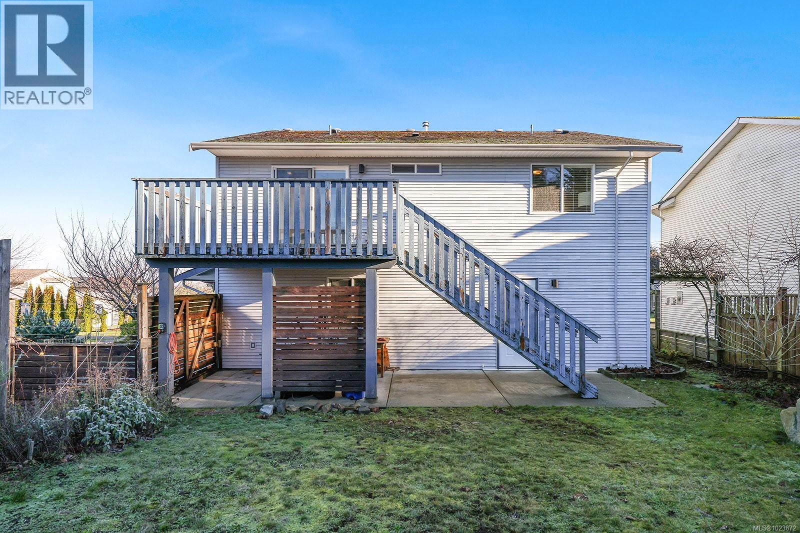 1270 Beckton Dr, Comox